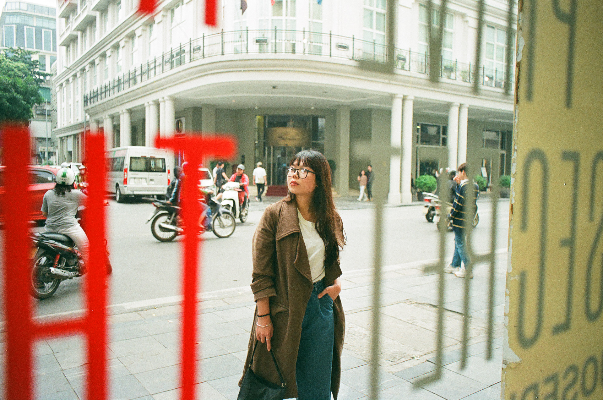 FUJIFILM C200 