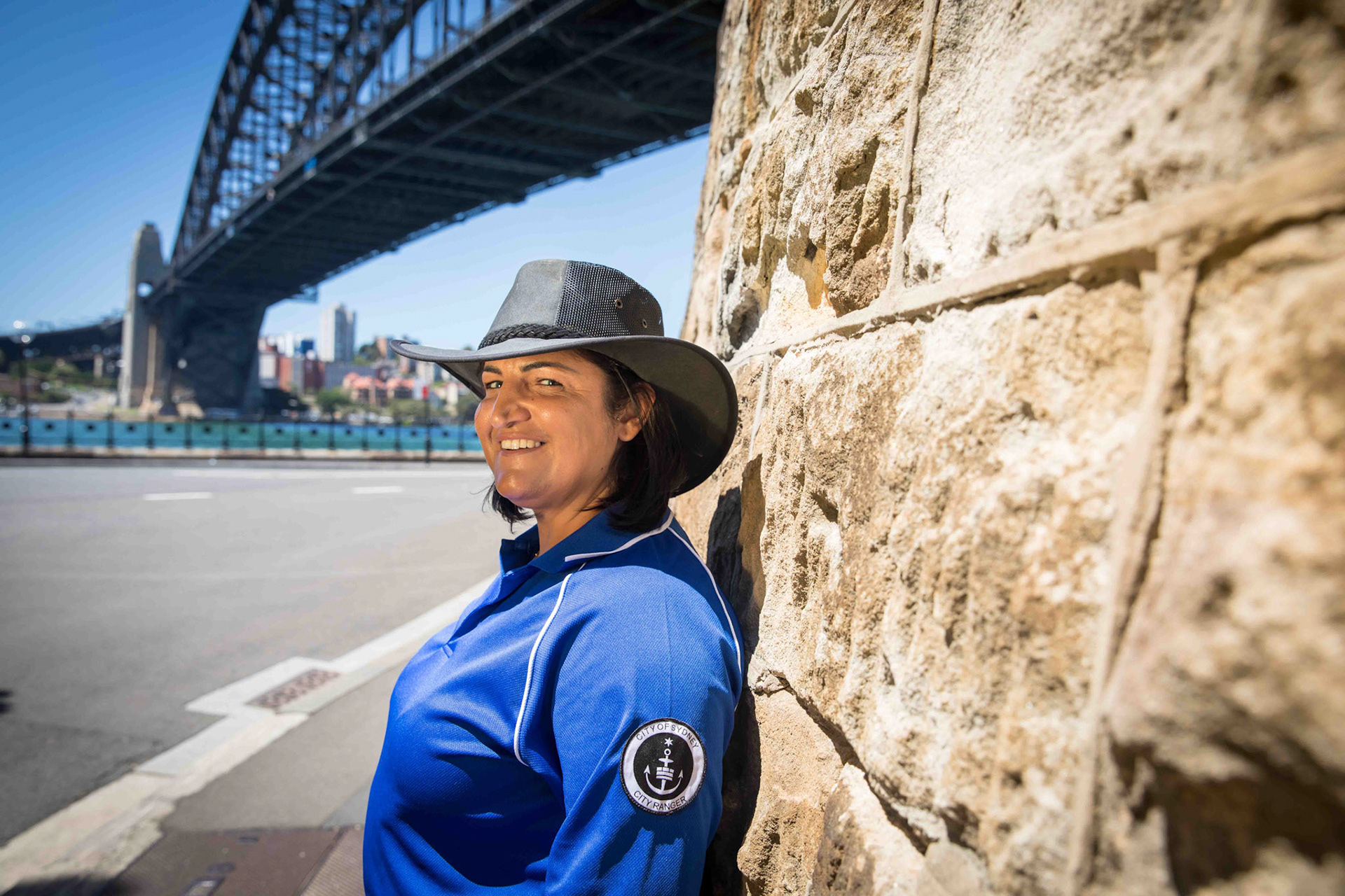 Sydney - 19th January 2018. City of Sydney Rangers are responsible for administering social amenity and parking legislation throughout the LGA.  Rangers proactively monitor and respond to complaints on companion animals, litter and illegal dumping, parking, development consent conditions, offensive noise and busking activity among other duties. (Model release: ER20180118-Rangers -00349.jpg)