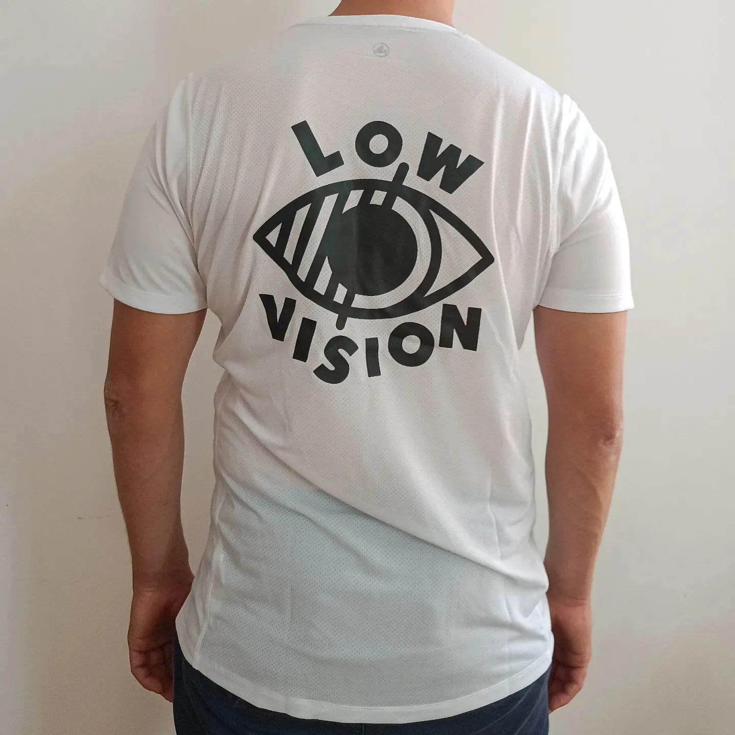 T-shirt Wit (mannenmodel) - €40