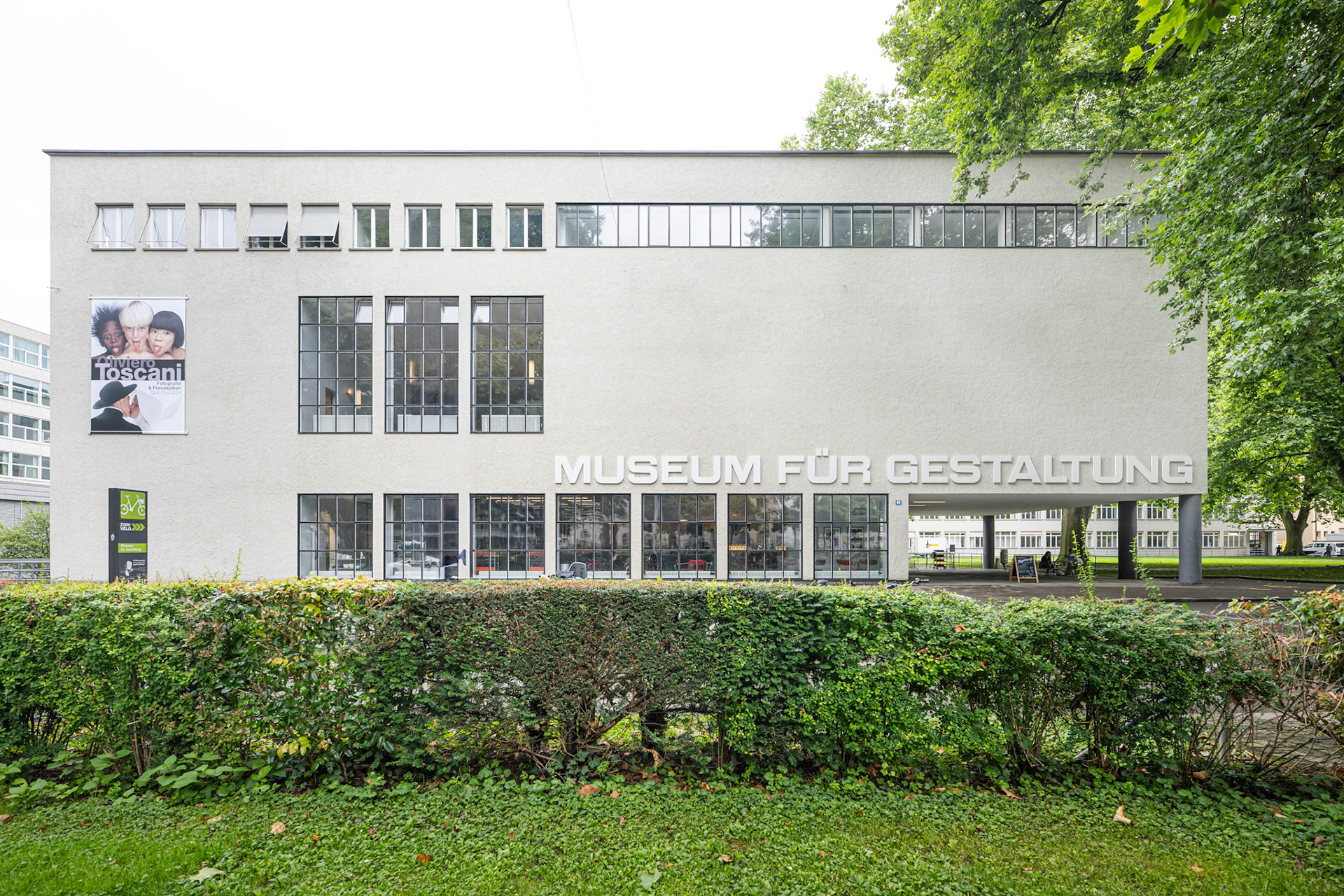 museum building designed by Karl Egender and Adolf Steger with typography by Ernst Keller