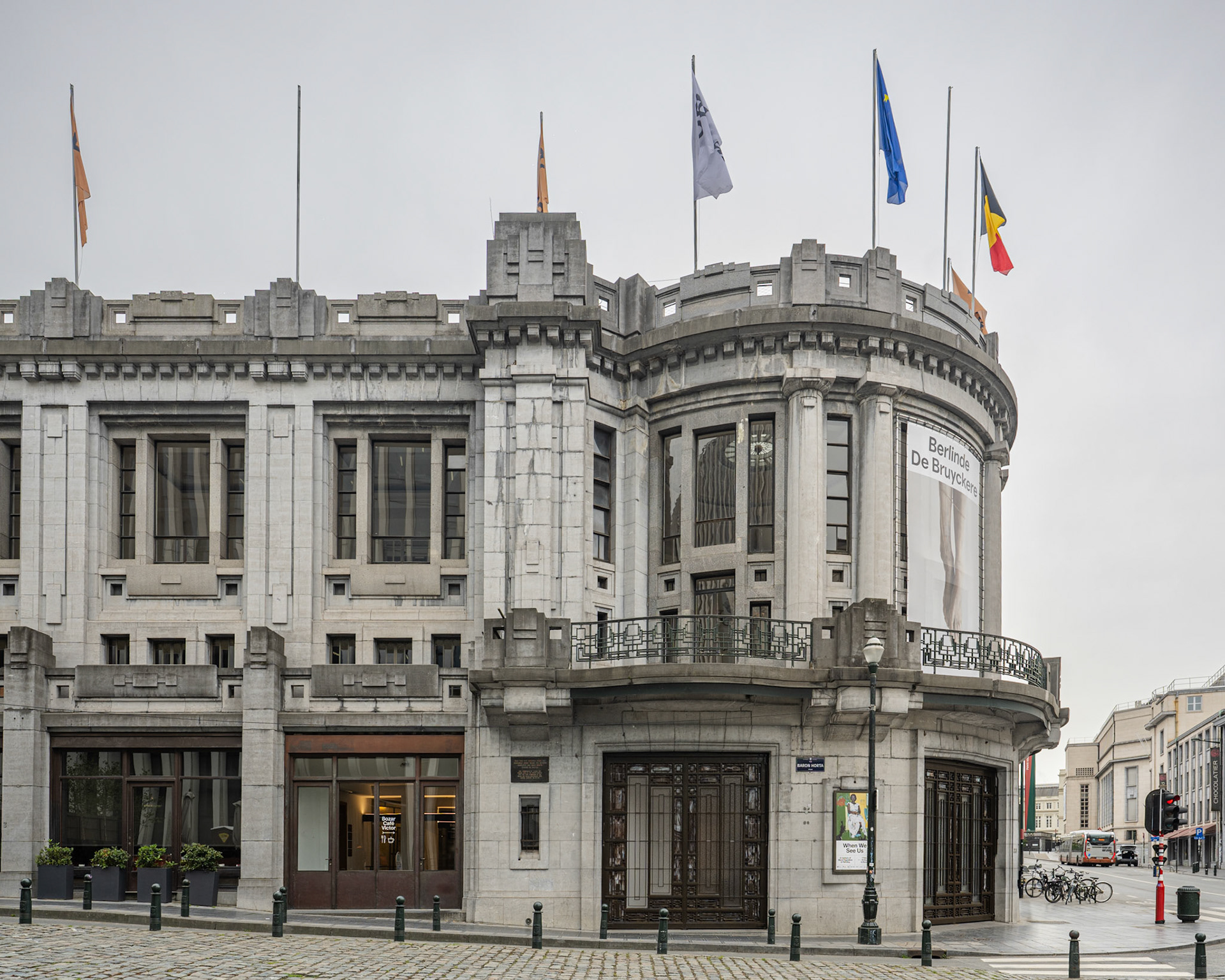 Palais des Beaux-Arts - corner