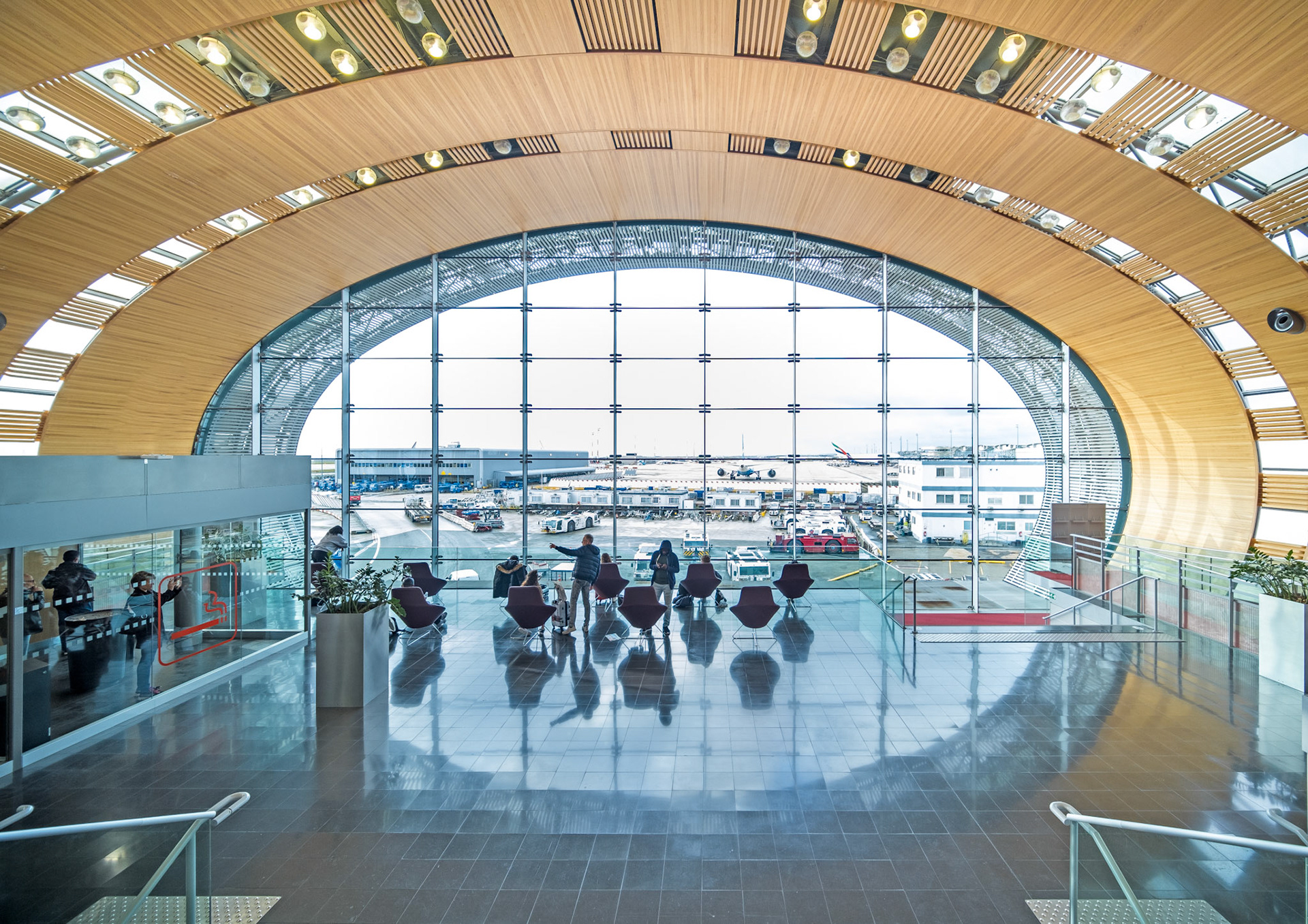 Charles de Gaule airport