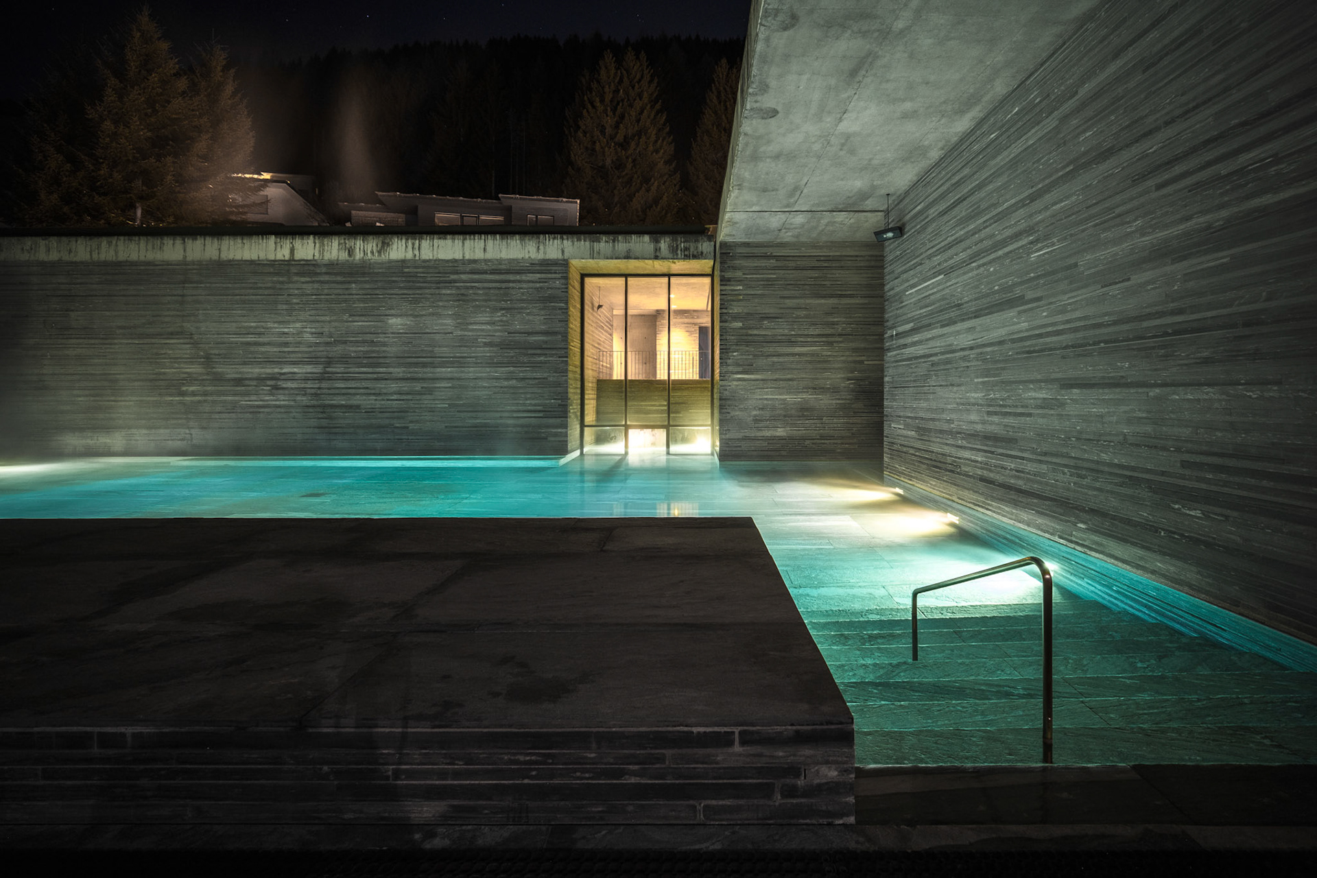 Therme Vals exterior pool