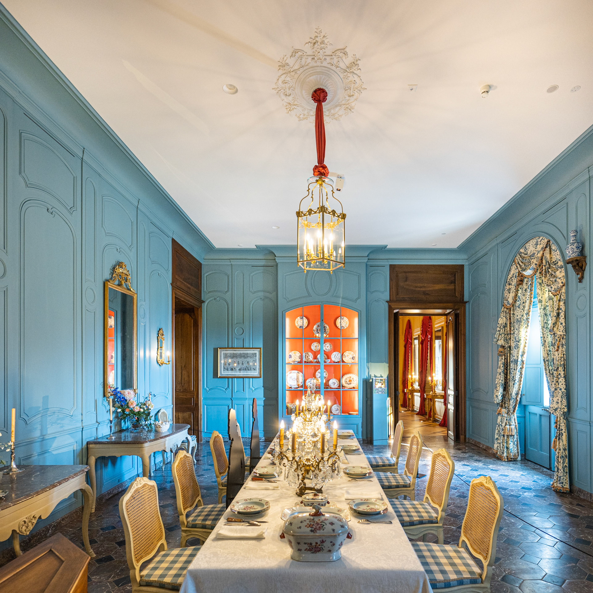 Château de Prangins - dining room