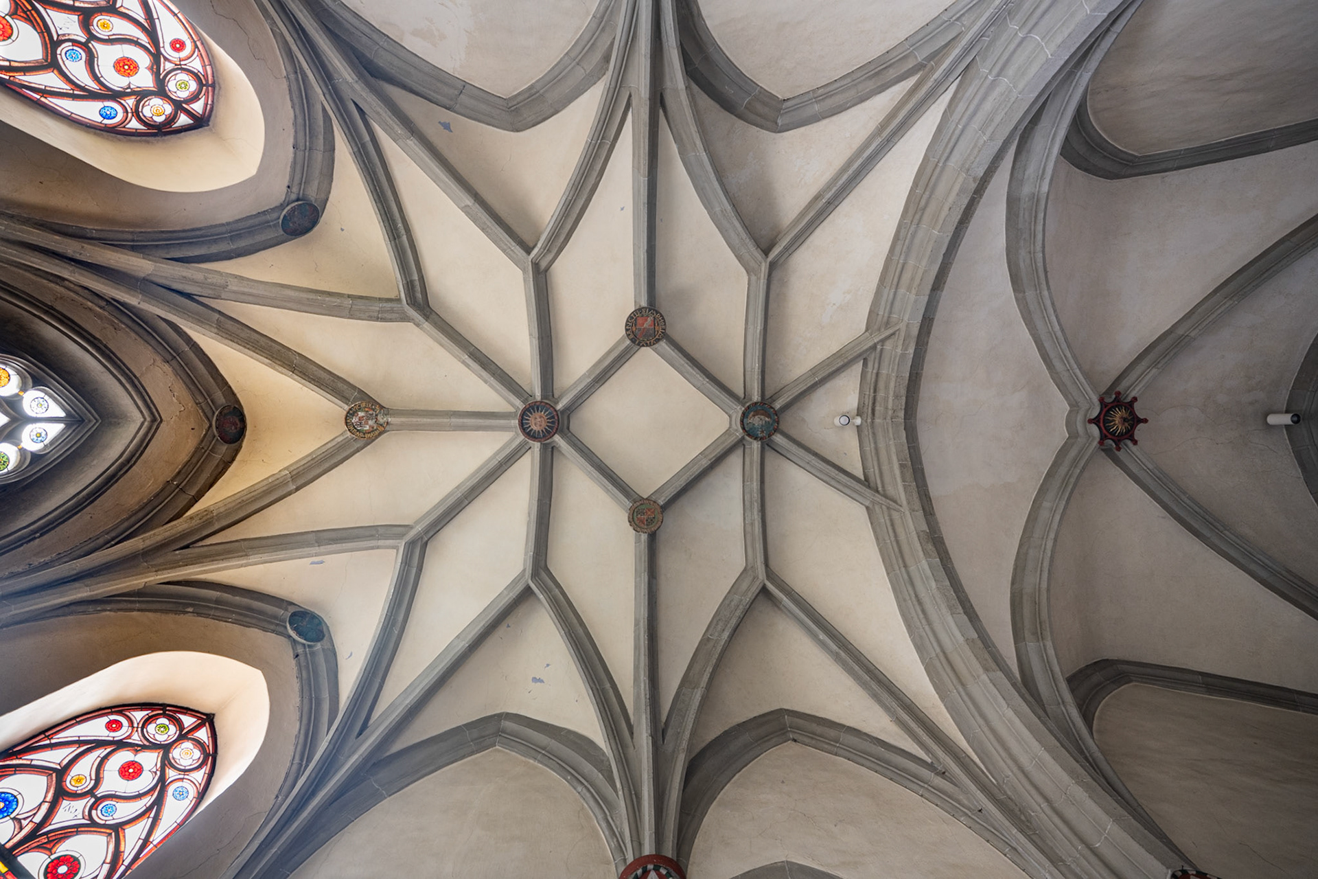 stained glass windows from 1530