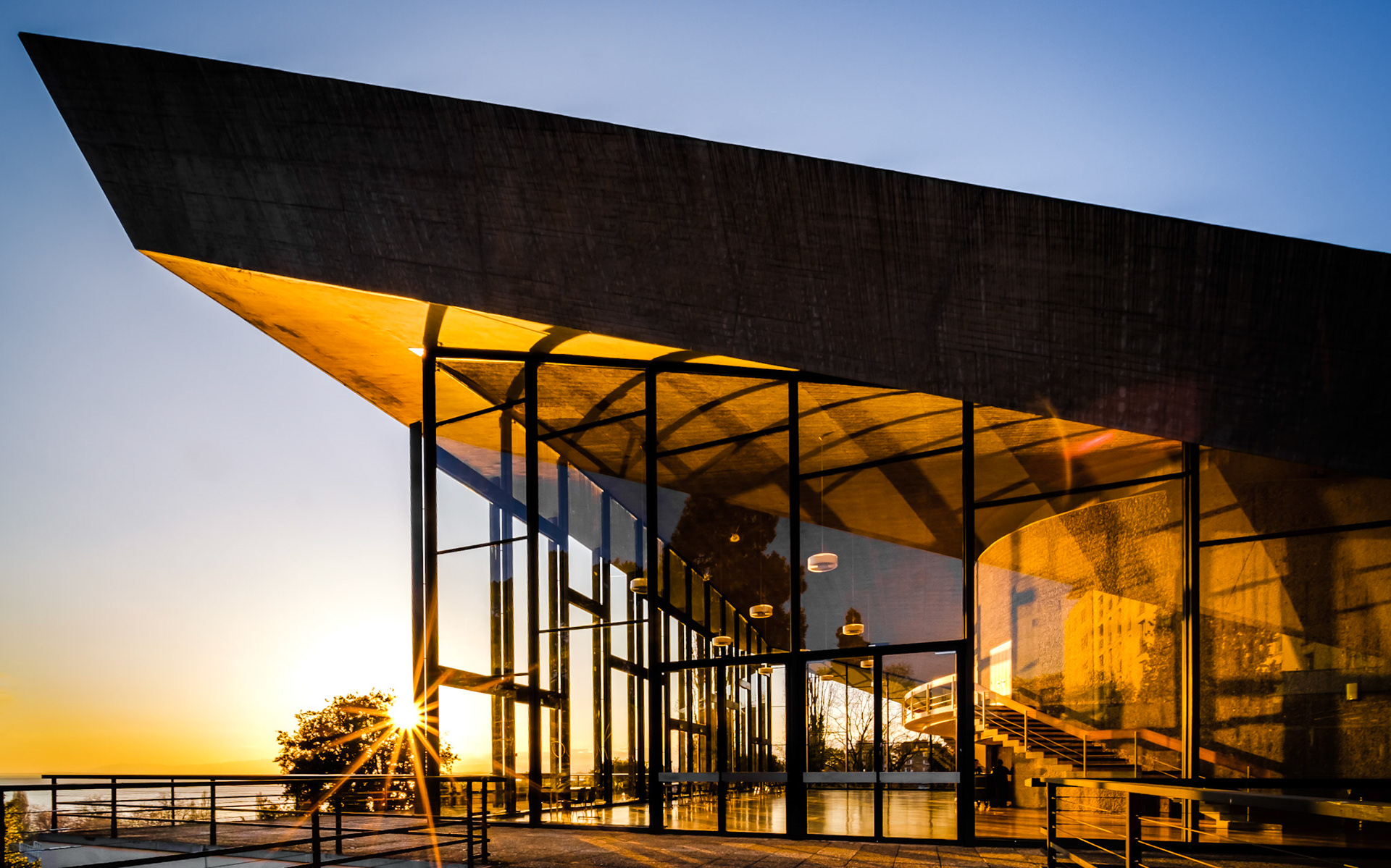 Aula des Cèdres at sunset