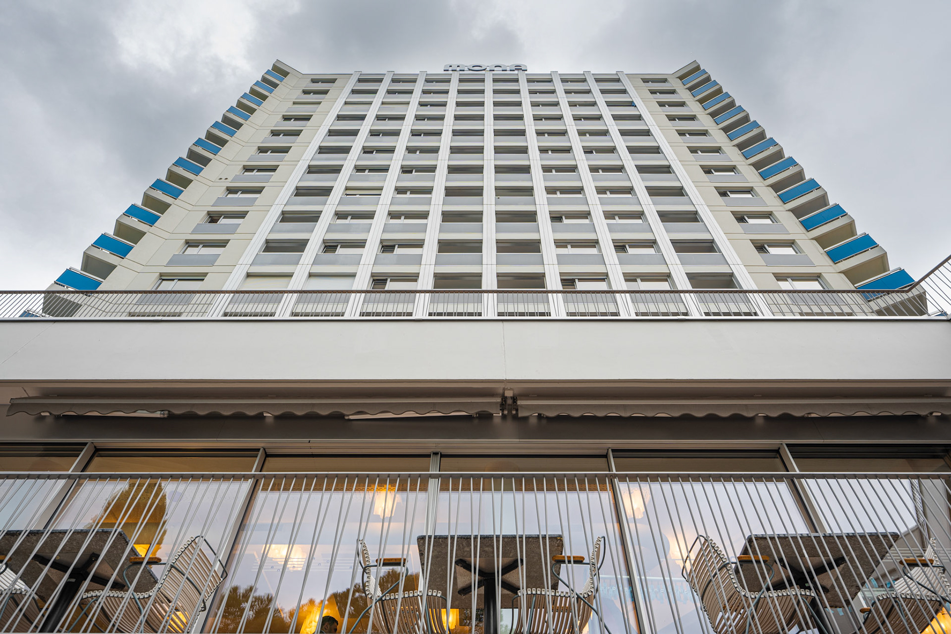 Hotel Mona - facade