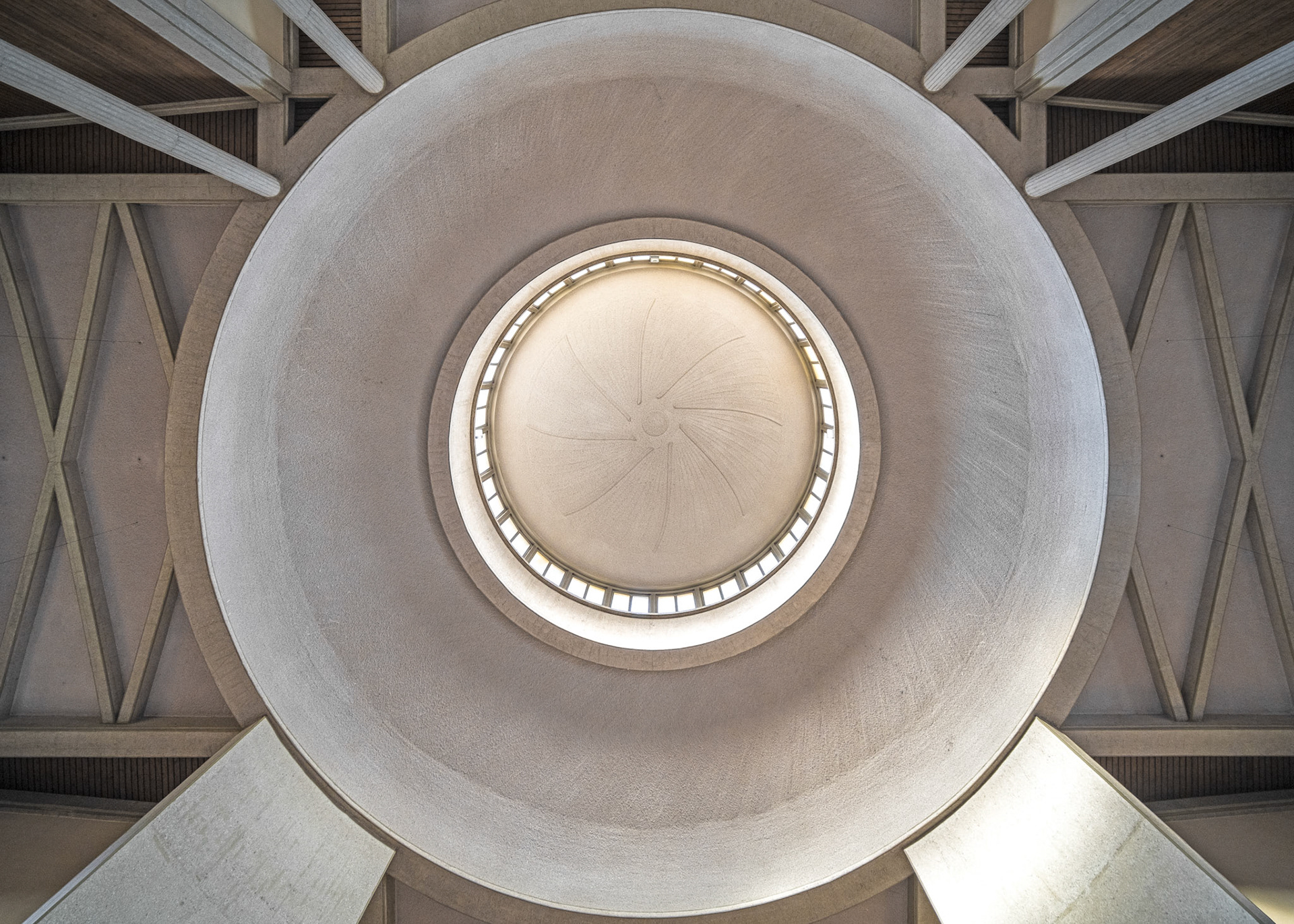 Église Plan Conthey