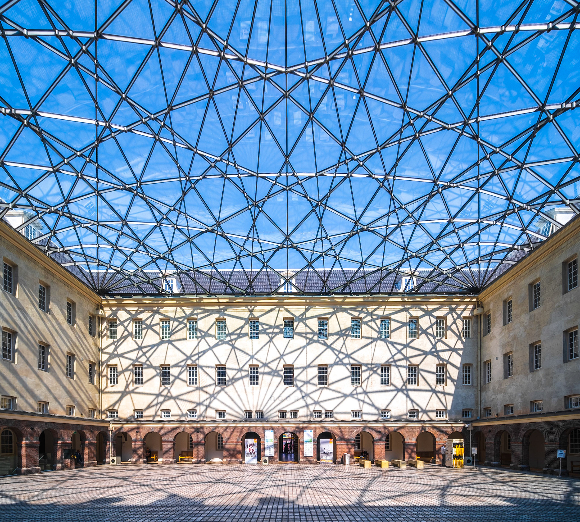 Het Scheepvaartmuseum - courtyard