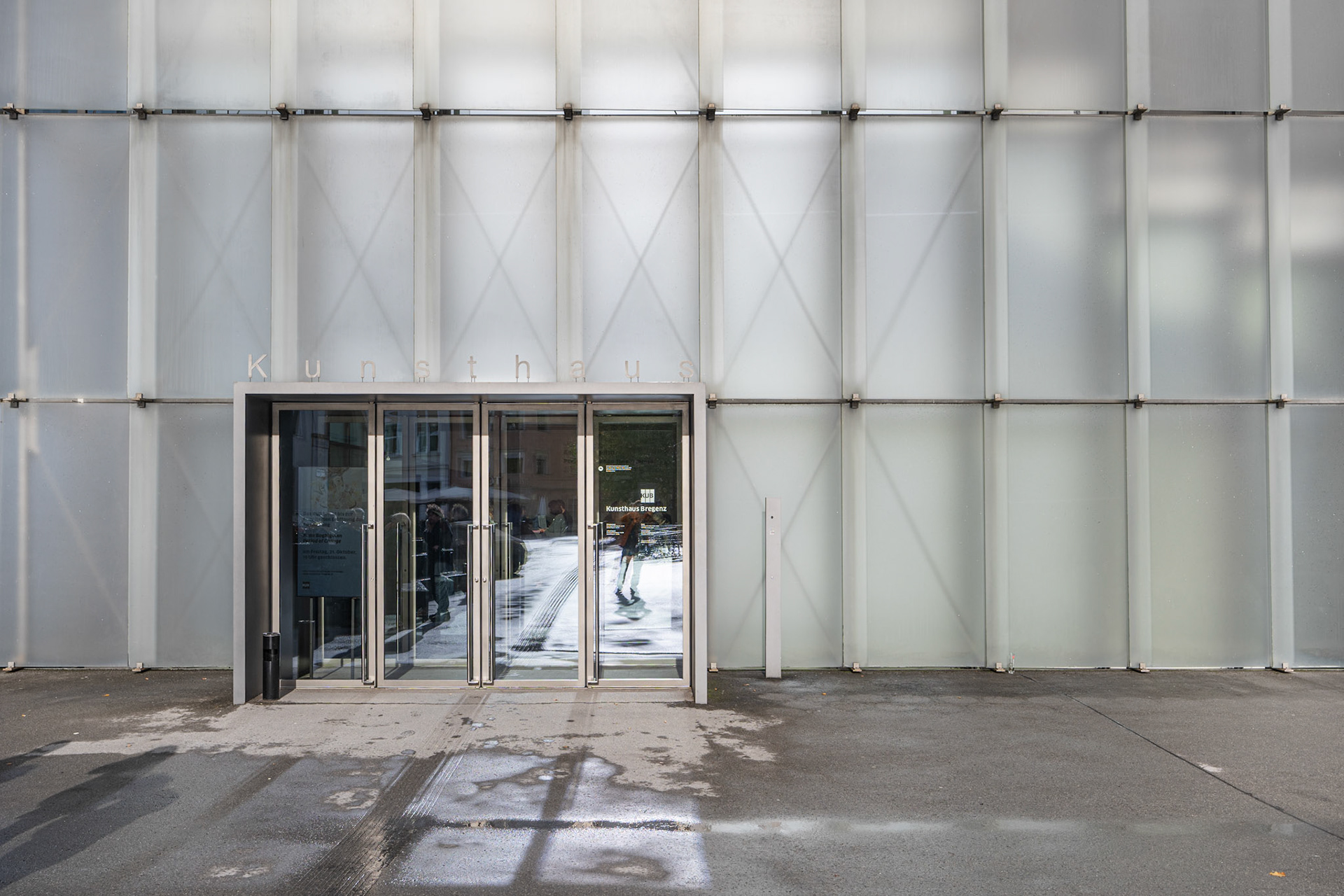 Kunsthaus Bregenz - entrance