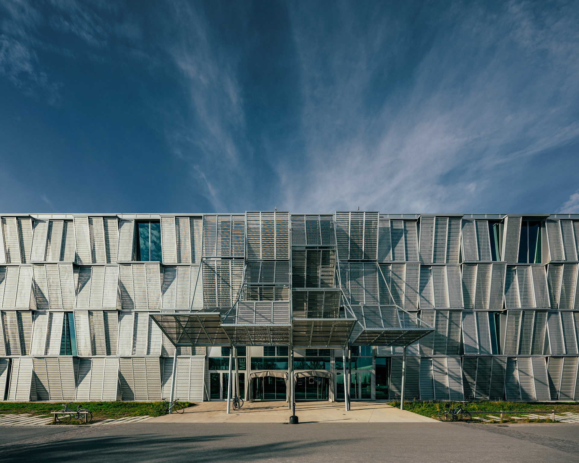 EPFL - Mechanical Engineering facade