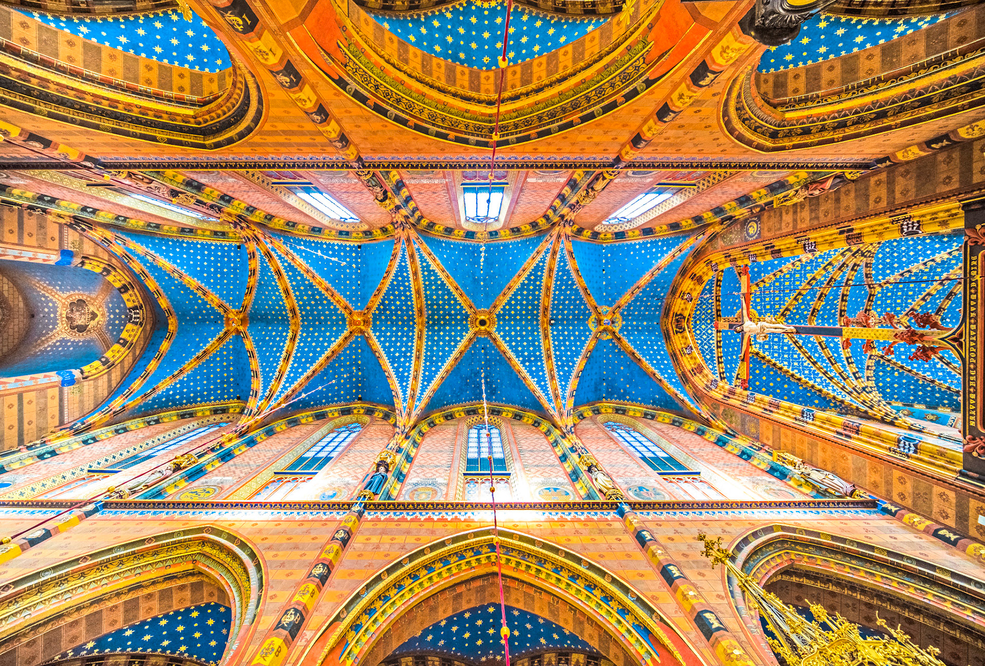 St. Mary's Basilica ceiling with polychrome murals by Jan Matejko