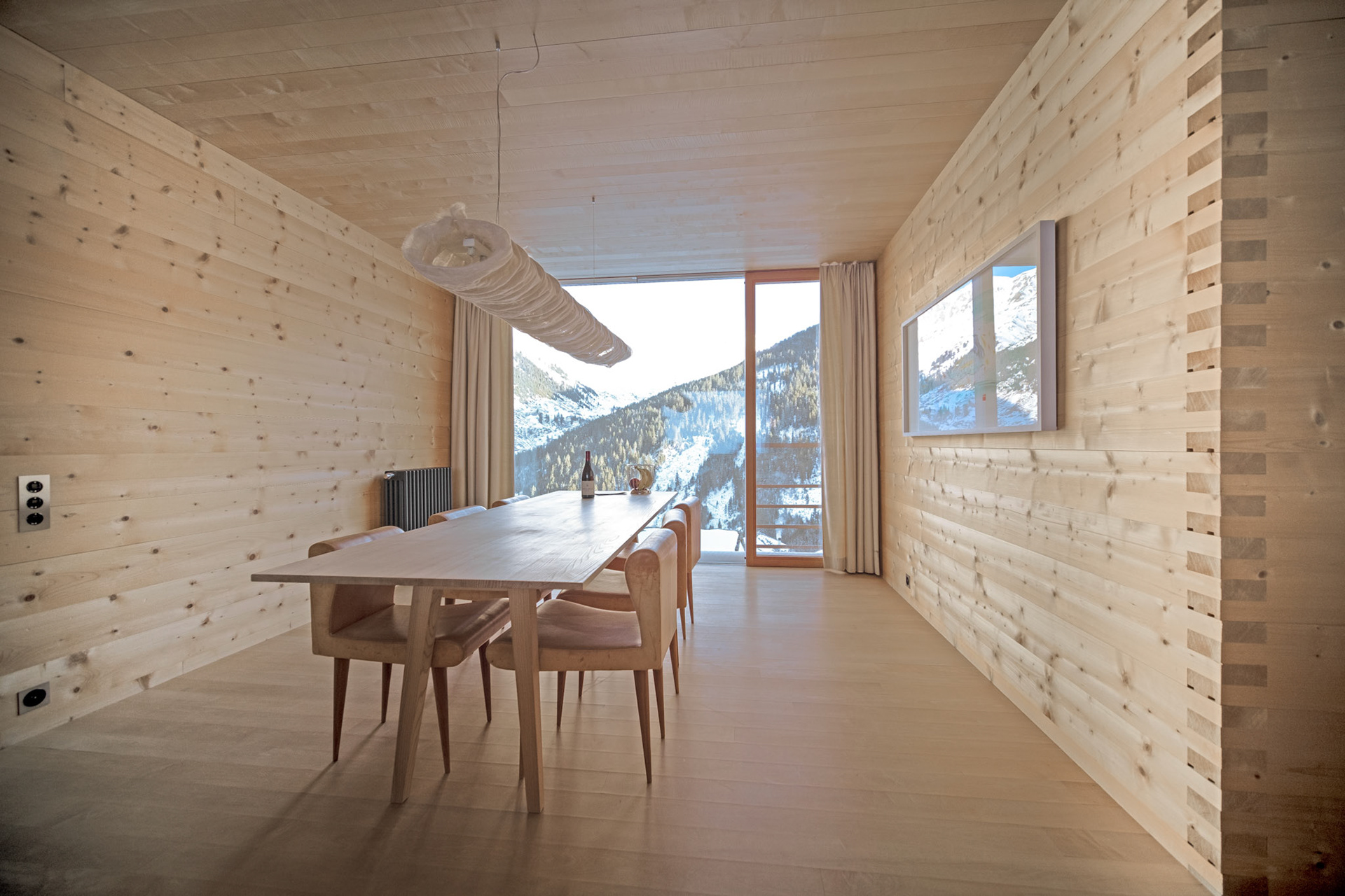 Türmlihus dining room