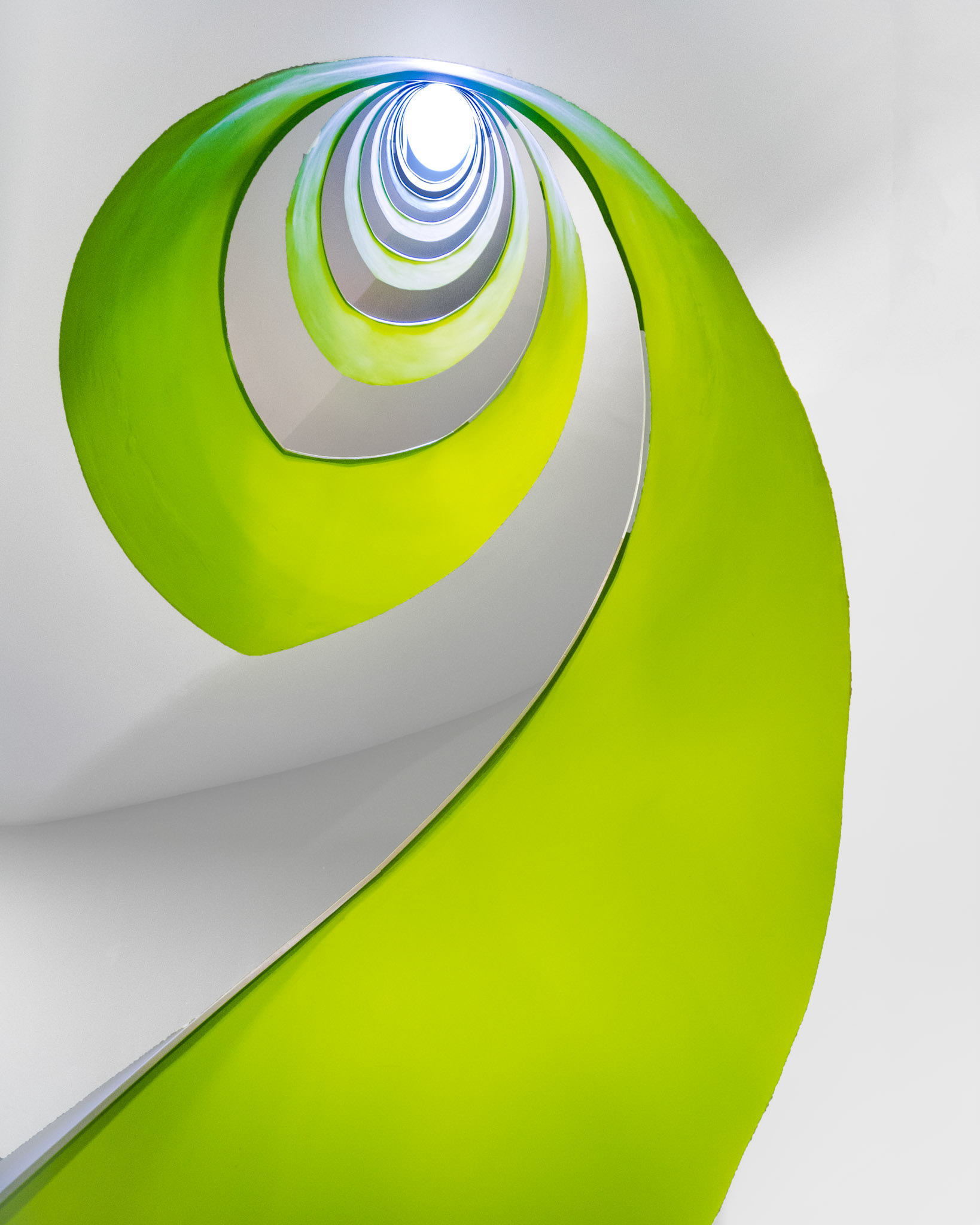 spiral staircase Picassoplatz