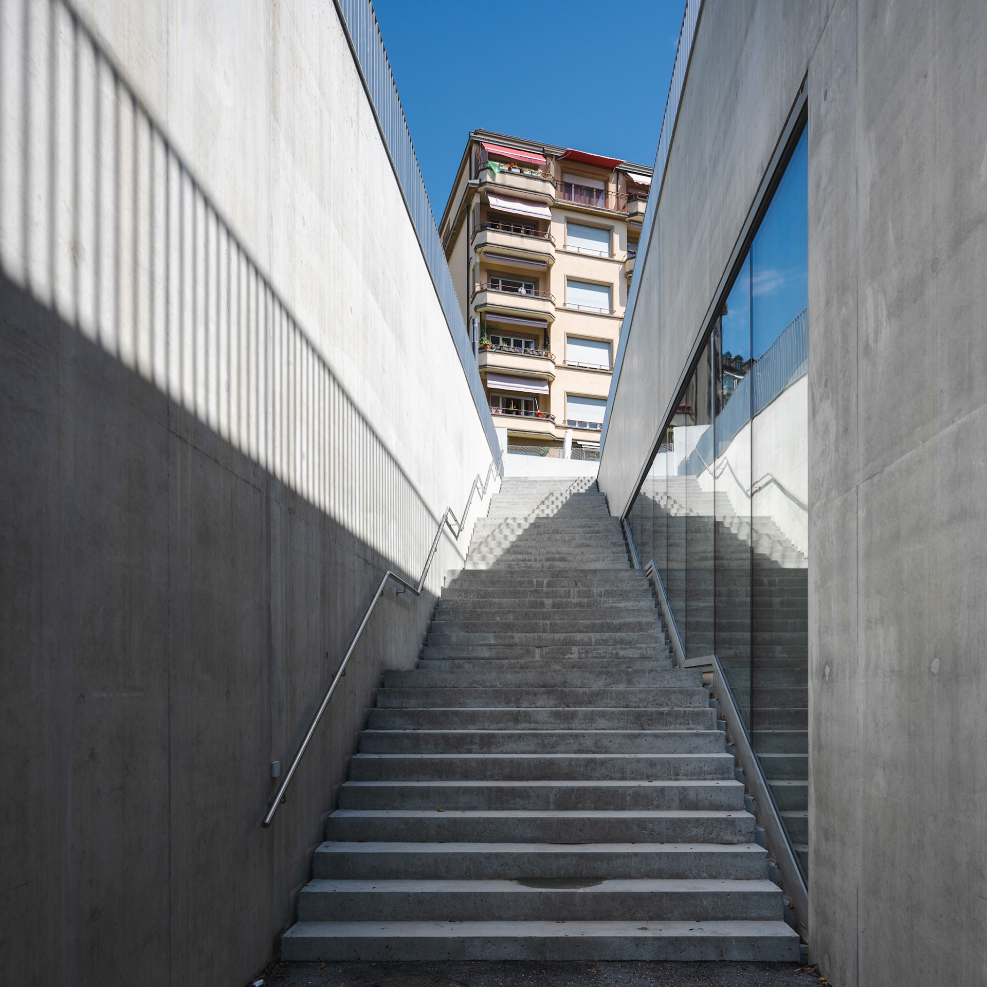 mudac / Photo Elysée - exterior stairs