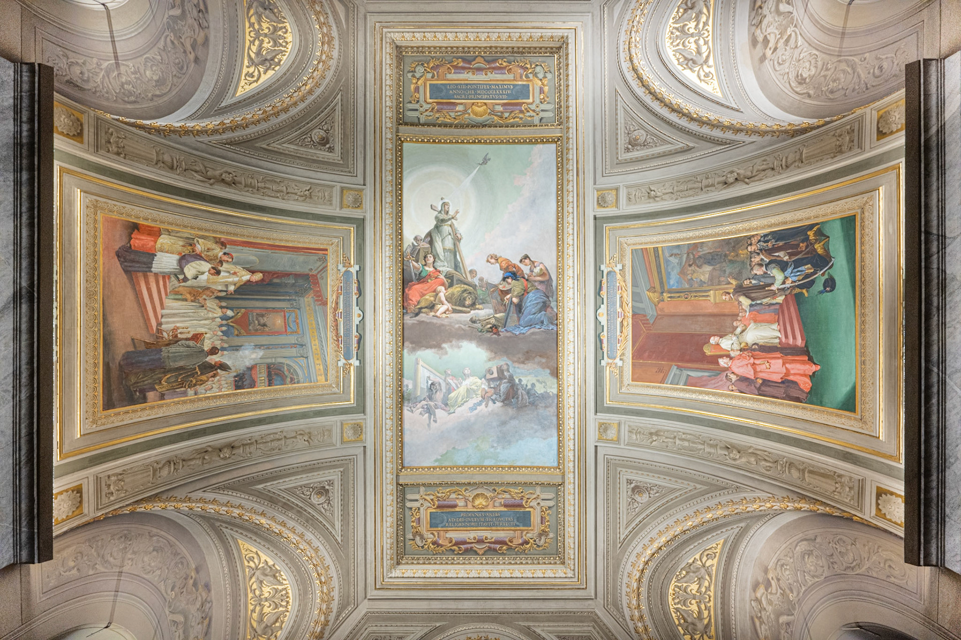 ceiling painting in the Gallery of the Candelabra: The Triumph of Truth over Falsehood, Domenico Torti