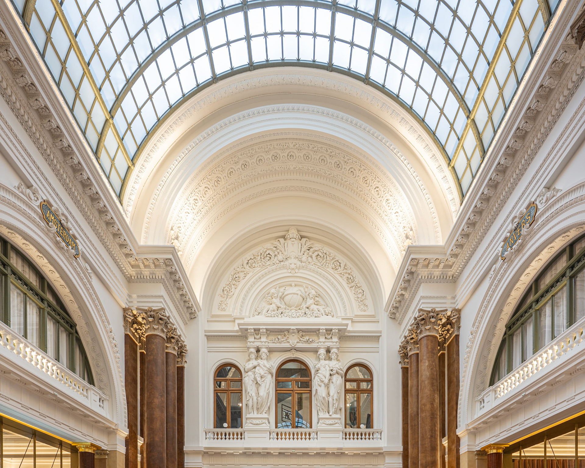 inner pediment with four caryatids sculpted by Auguste Rodin and Antoine van Rasbourg