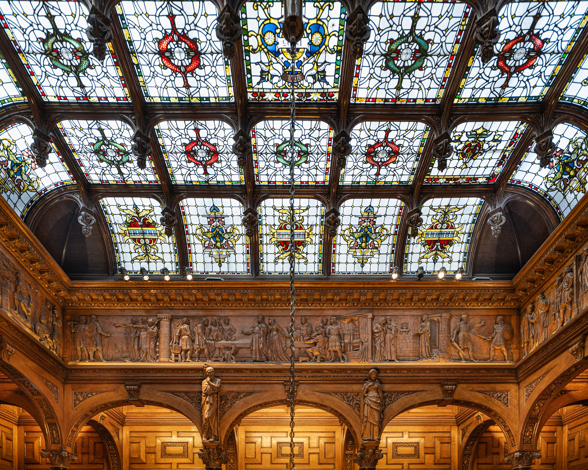 frieze and stained glass ceiling at the gallery
