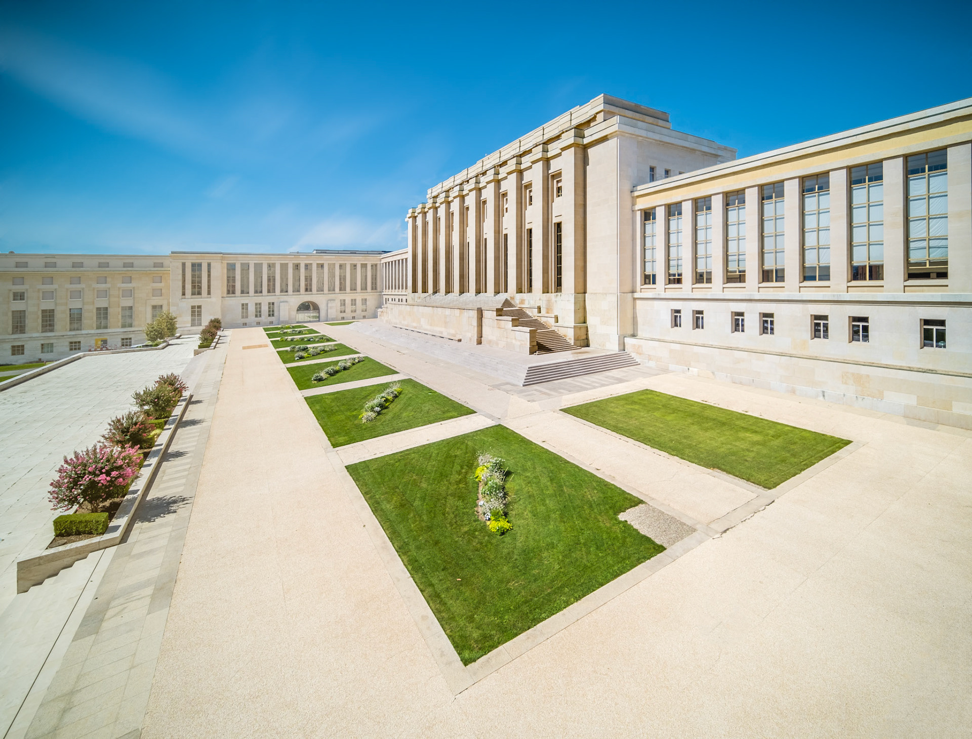 Palais des Nations - exterior