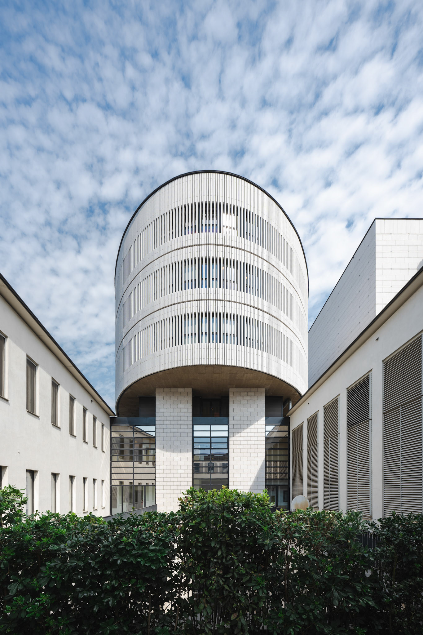 Teatro alla Scala - extension by Mario Botta