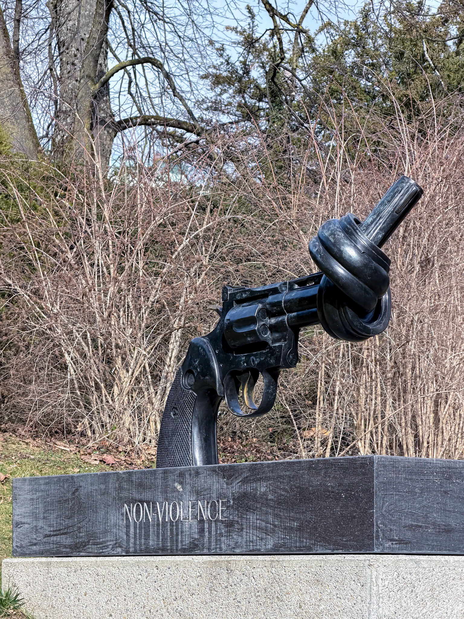 Non-Violence by Carl Fredrik Reuterswärd