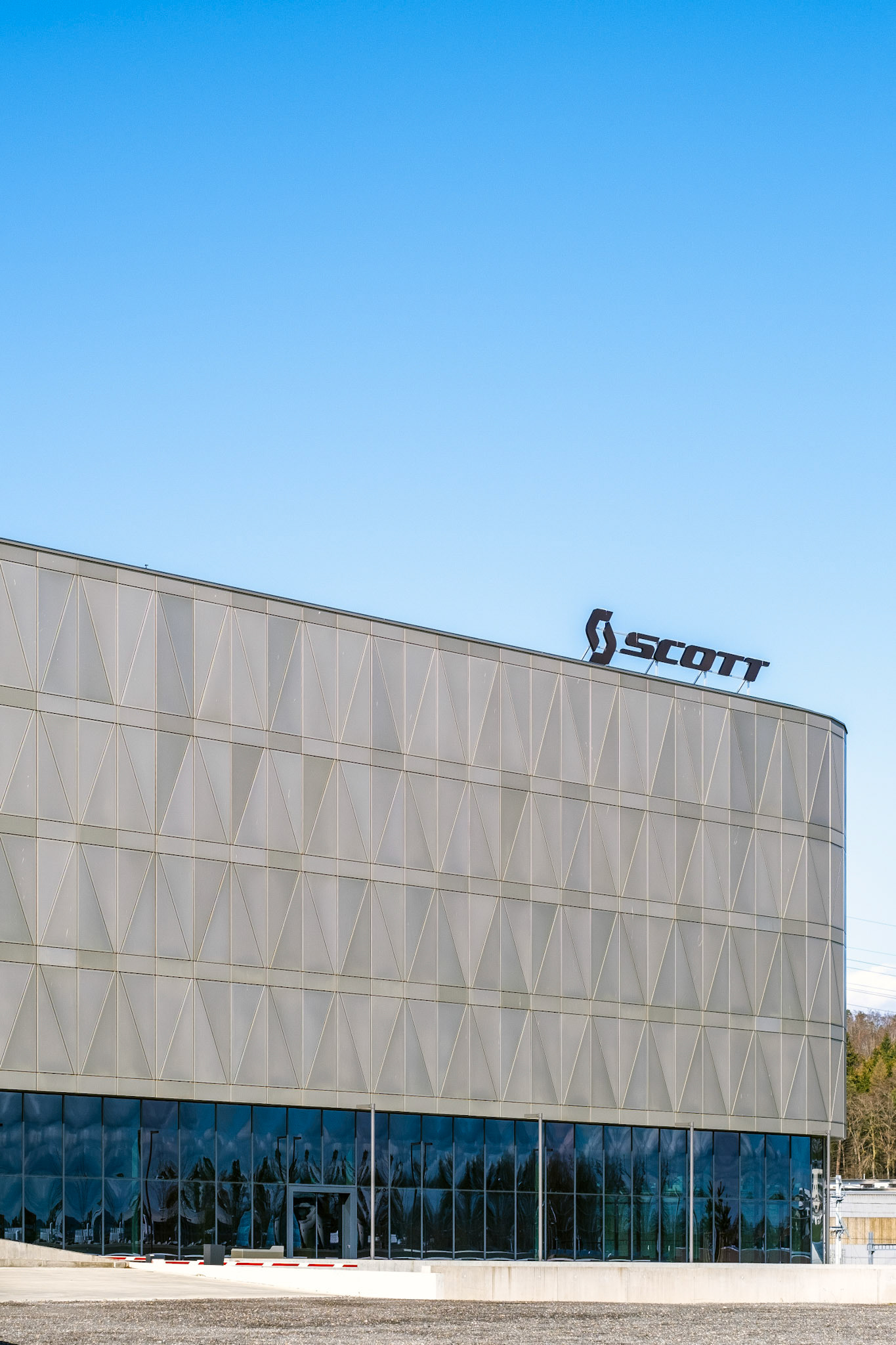 Scott Sports headquarters, Gisiez