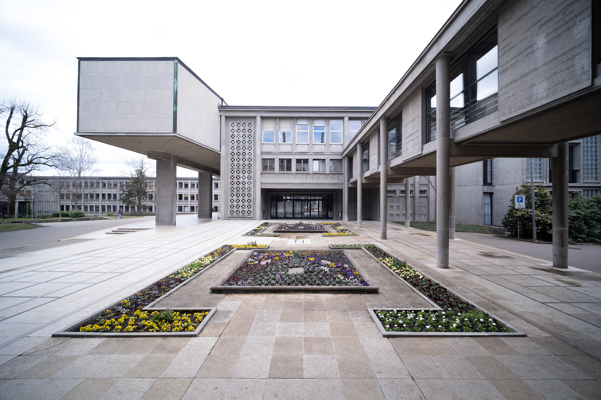 Université Miséricorde, Fribourg
