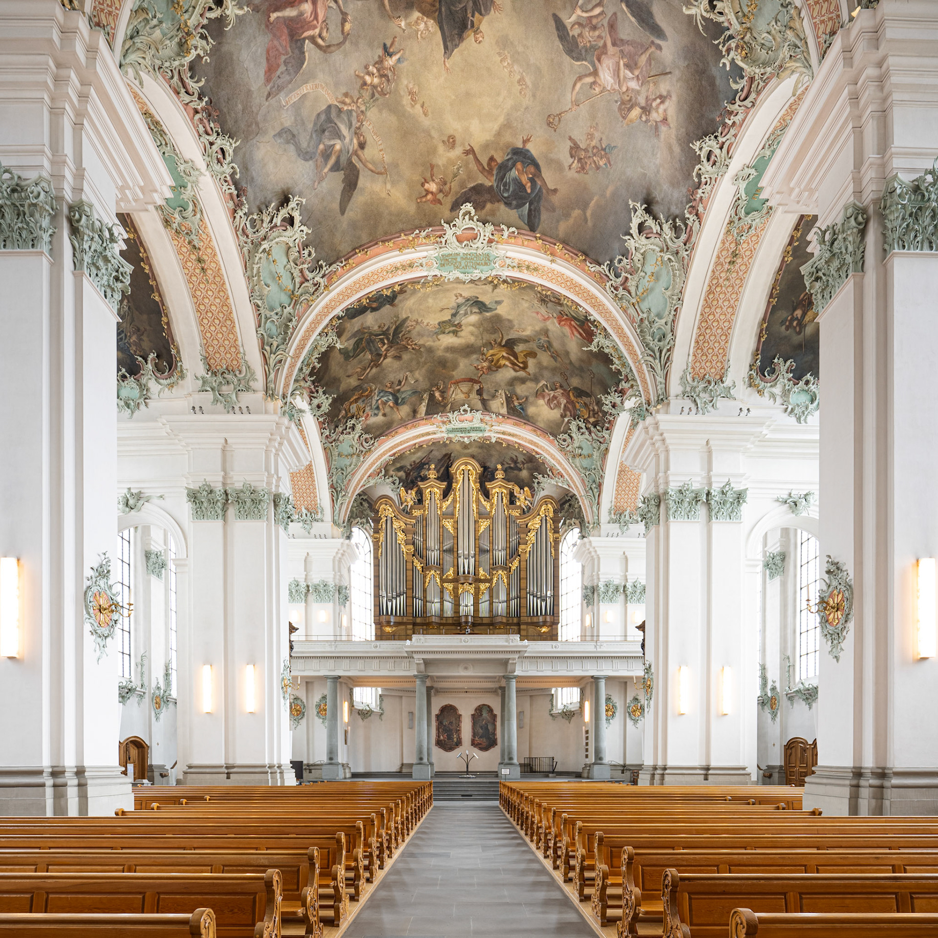 Stiftskirche St. Gallus und Otmar - organ