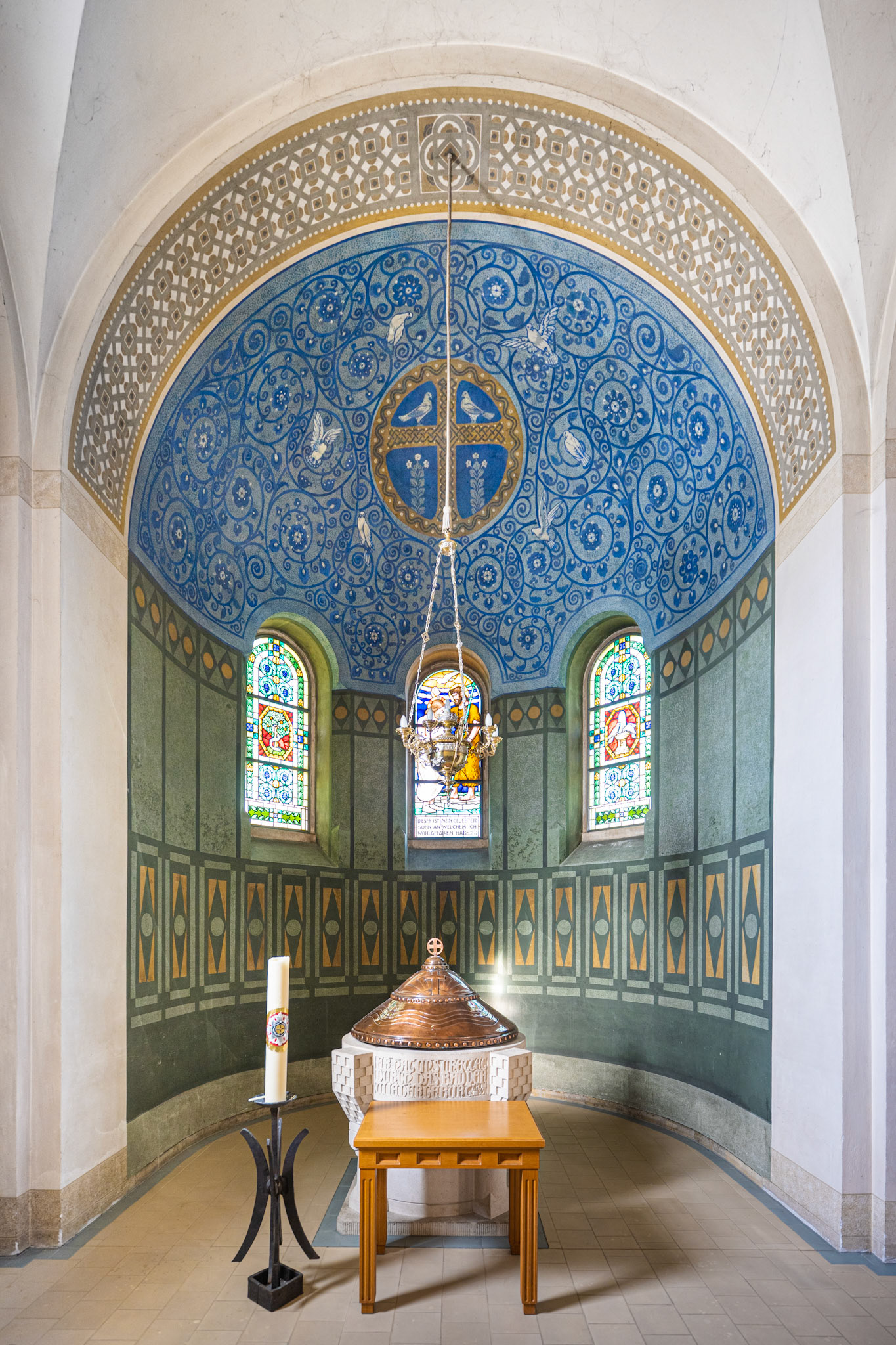 Sankt Johannes der Täufer - interior