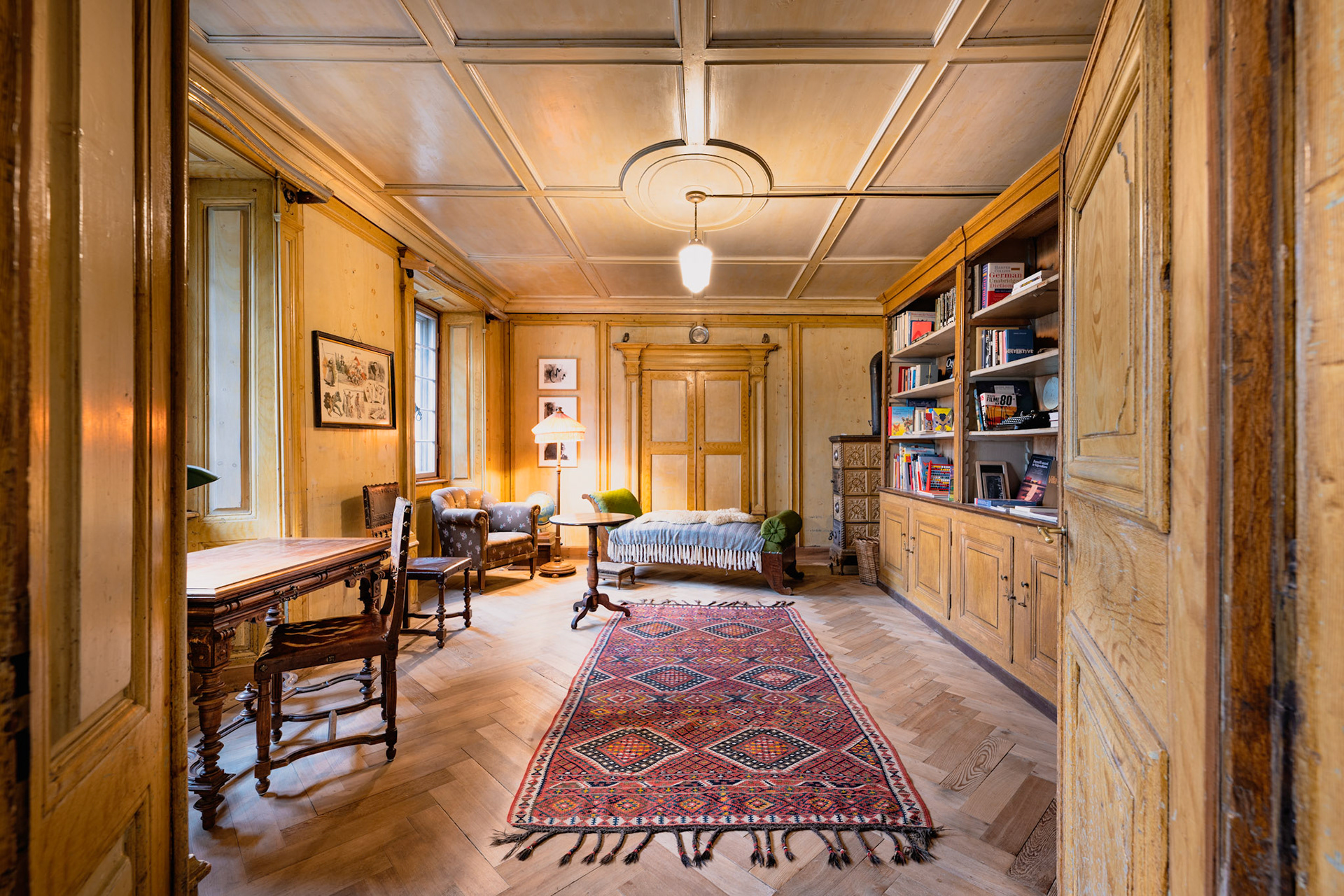 Palazzo Glaser/Kunz - library