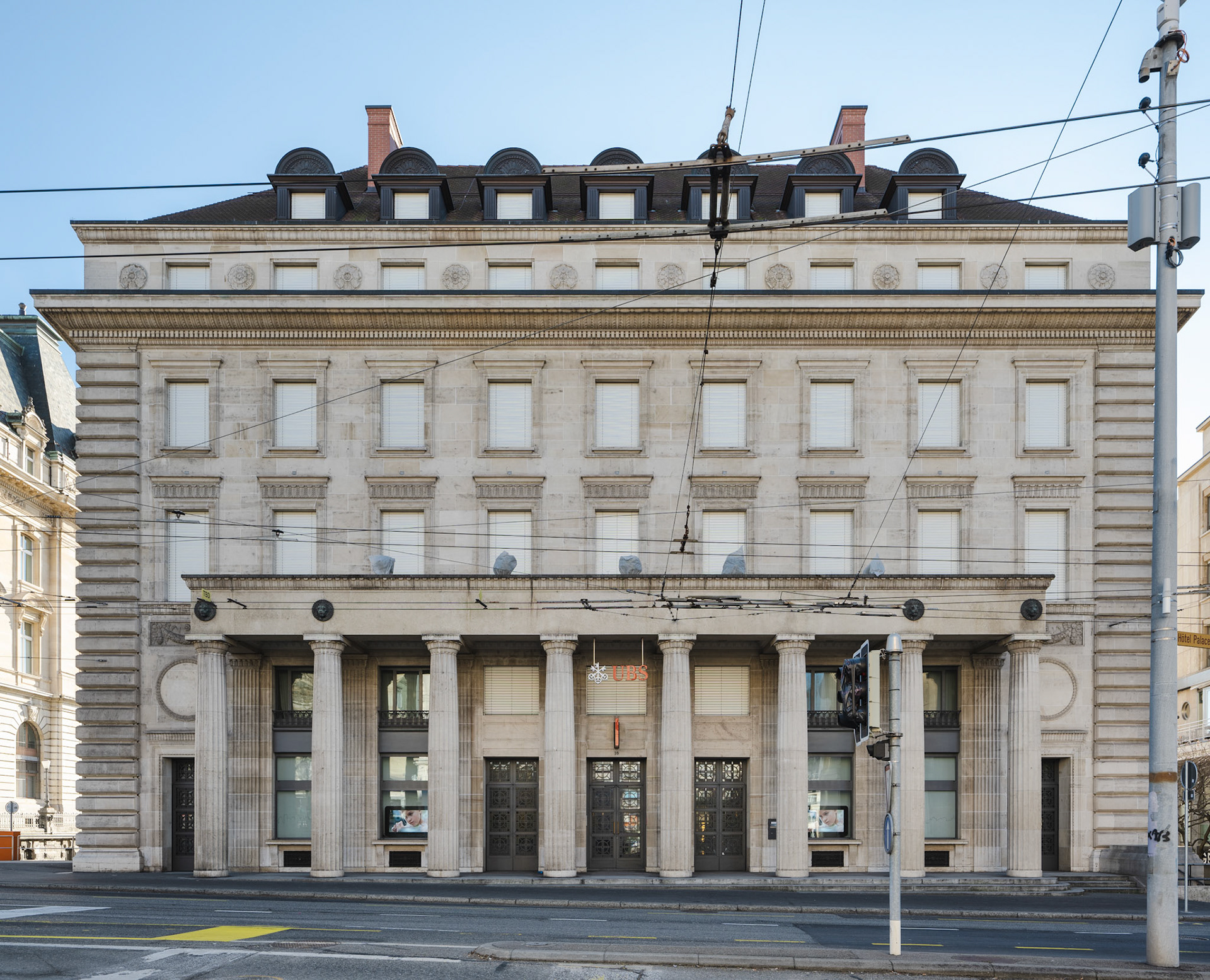 Société de banque suisse, Place Saint-François, Lausanne