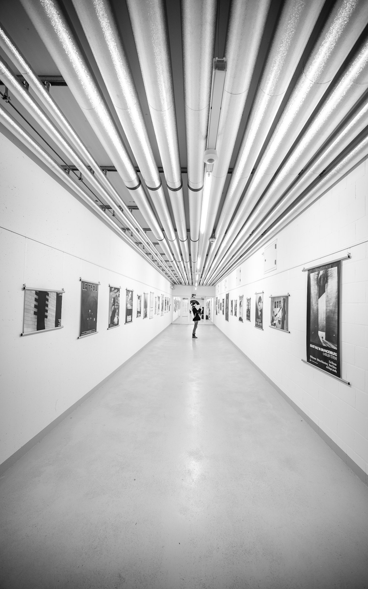 Cinémathèque Suisse - underground corridor