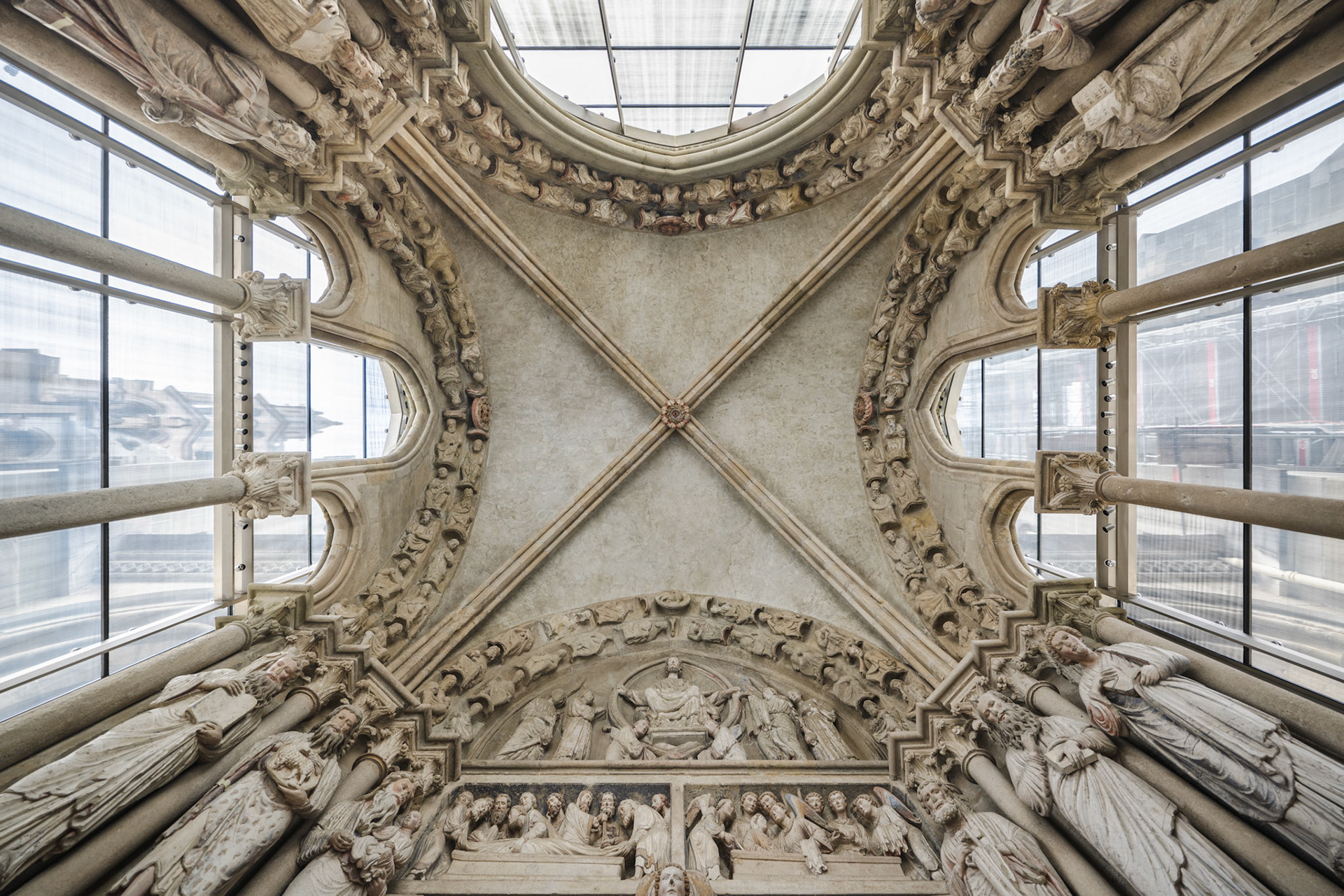 Portail paint, Cathédrale de Lausanne