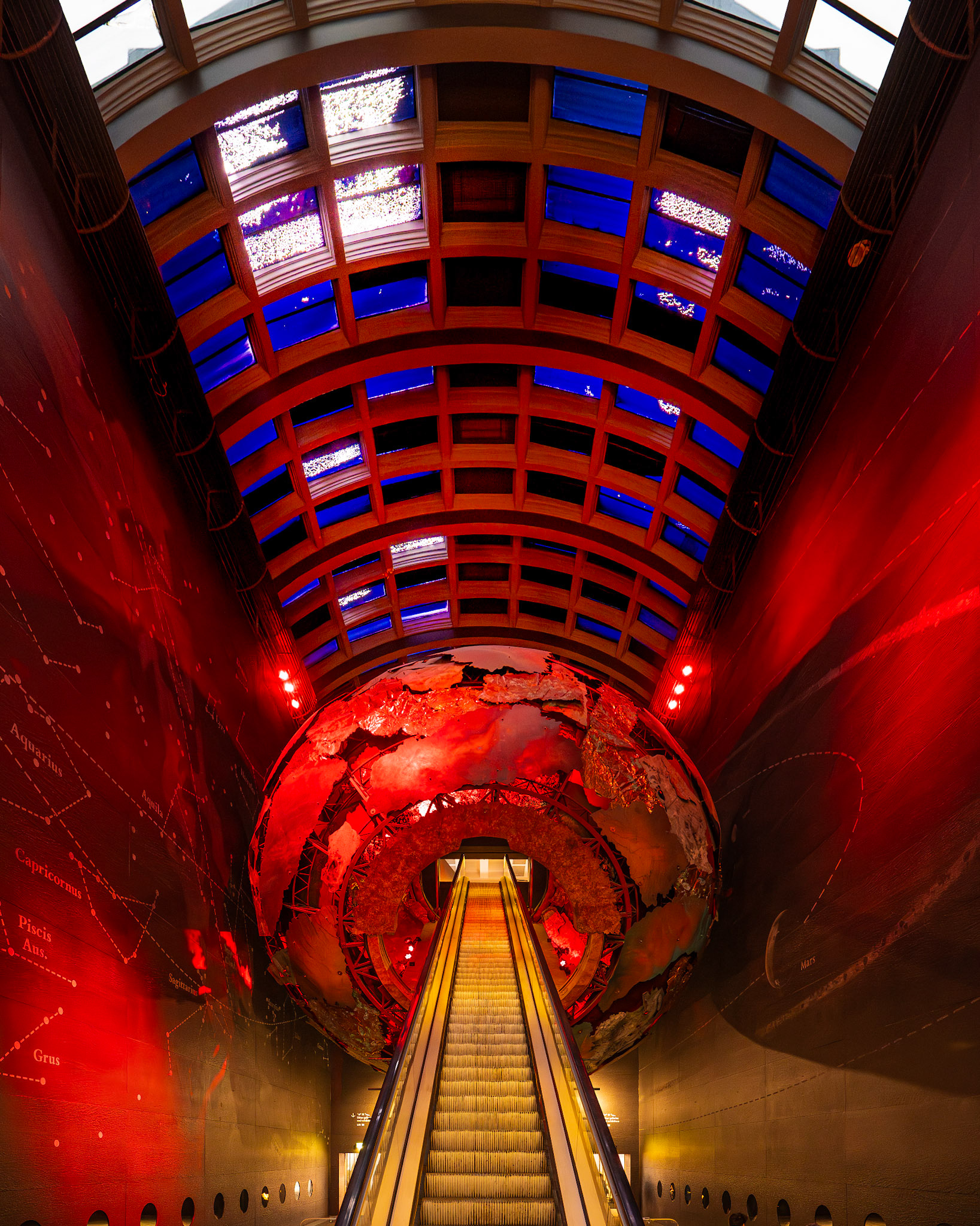 Earth Galleries escalator