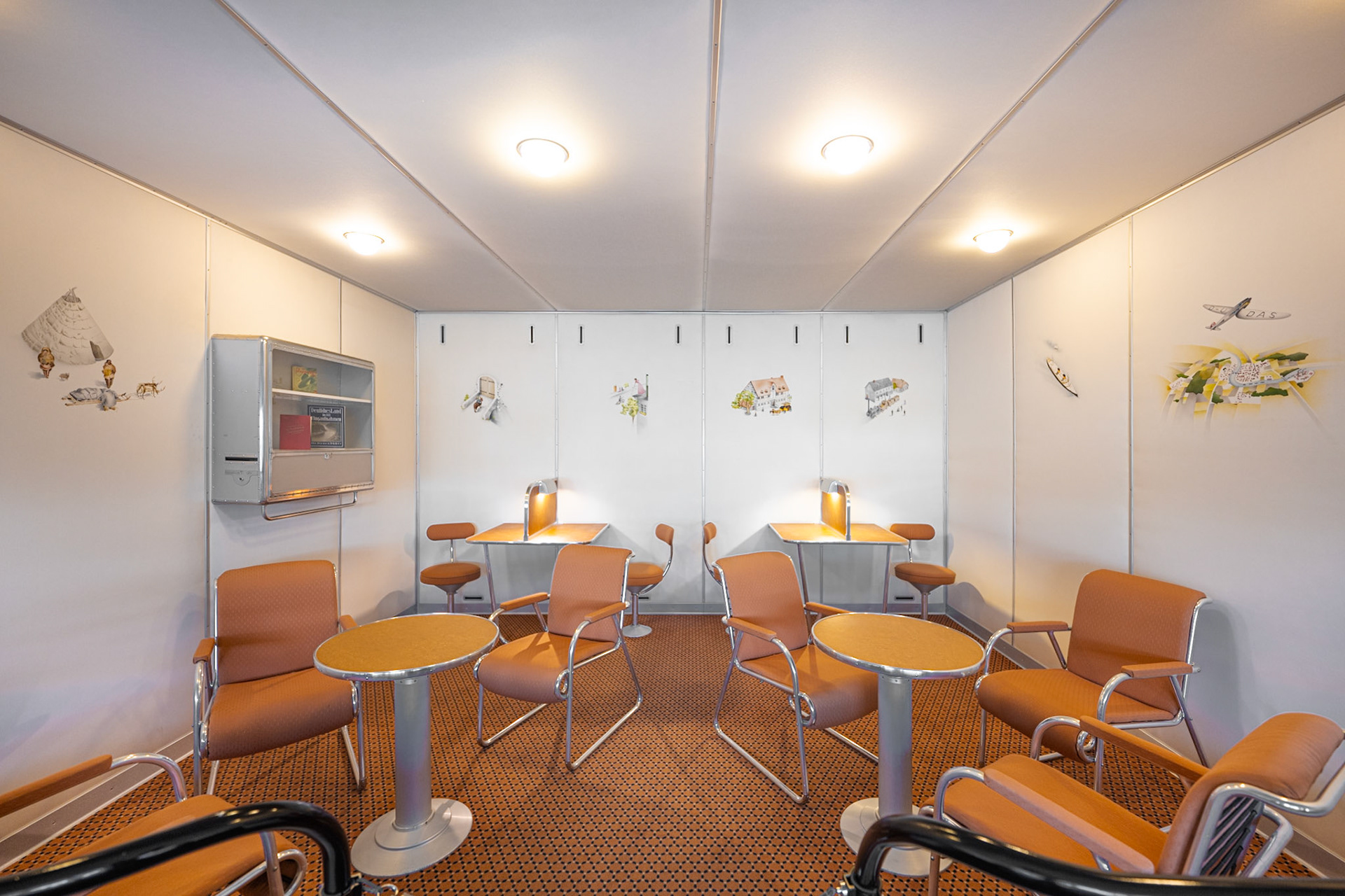 promenade deck