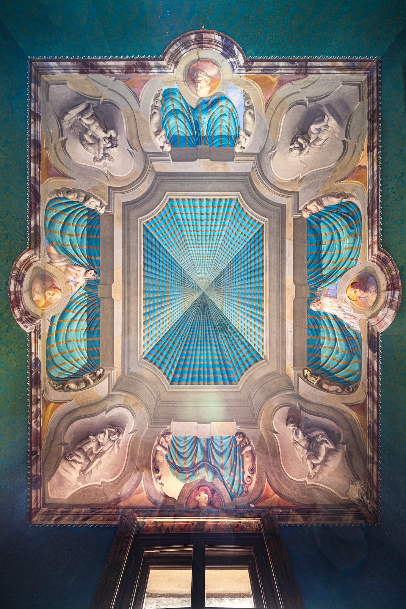 Palazzo Castelmur - ceiling of the green bedroom