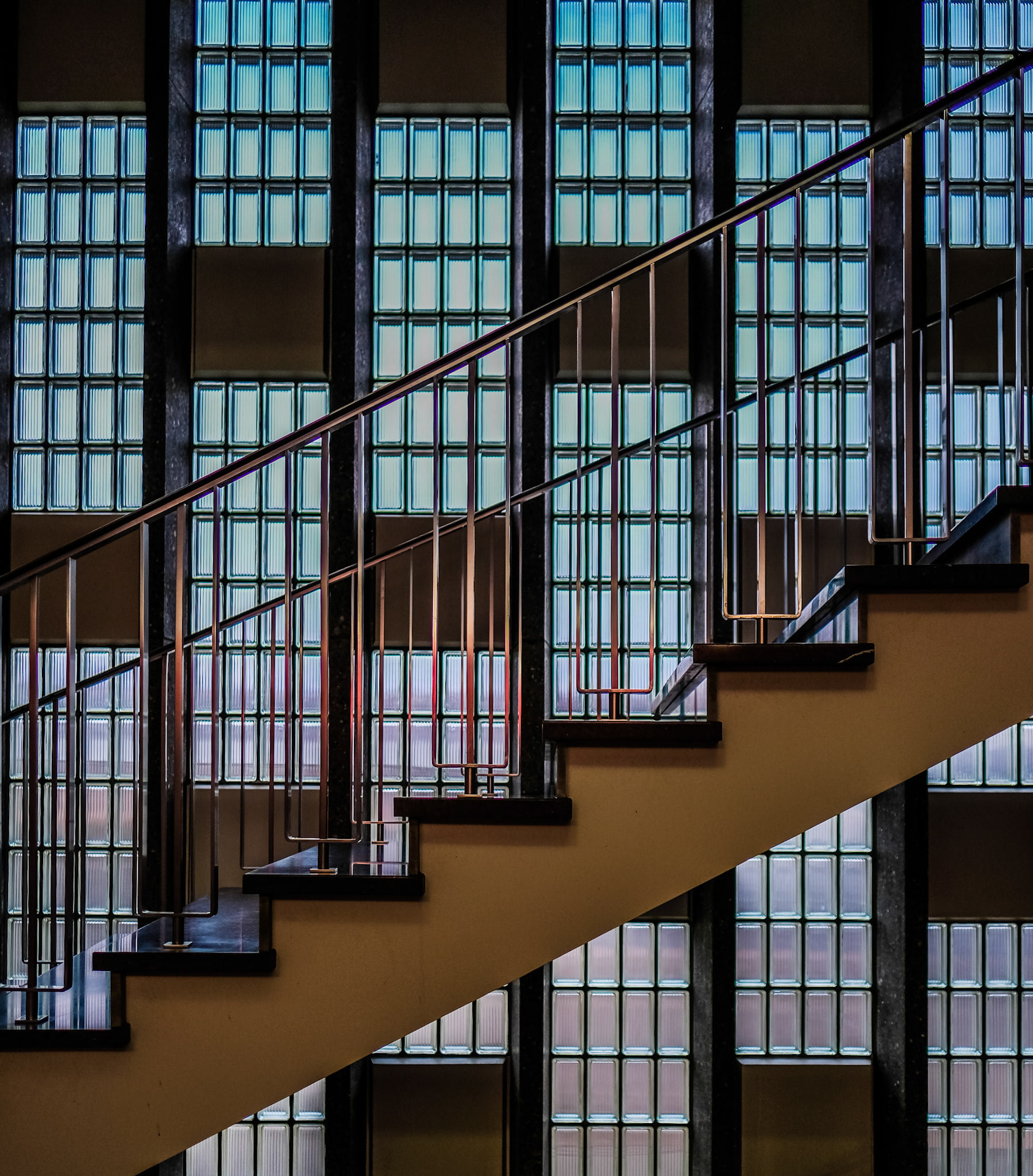 Galerie du Grand Pont - staircase