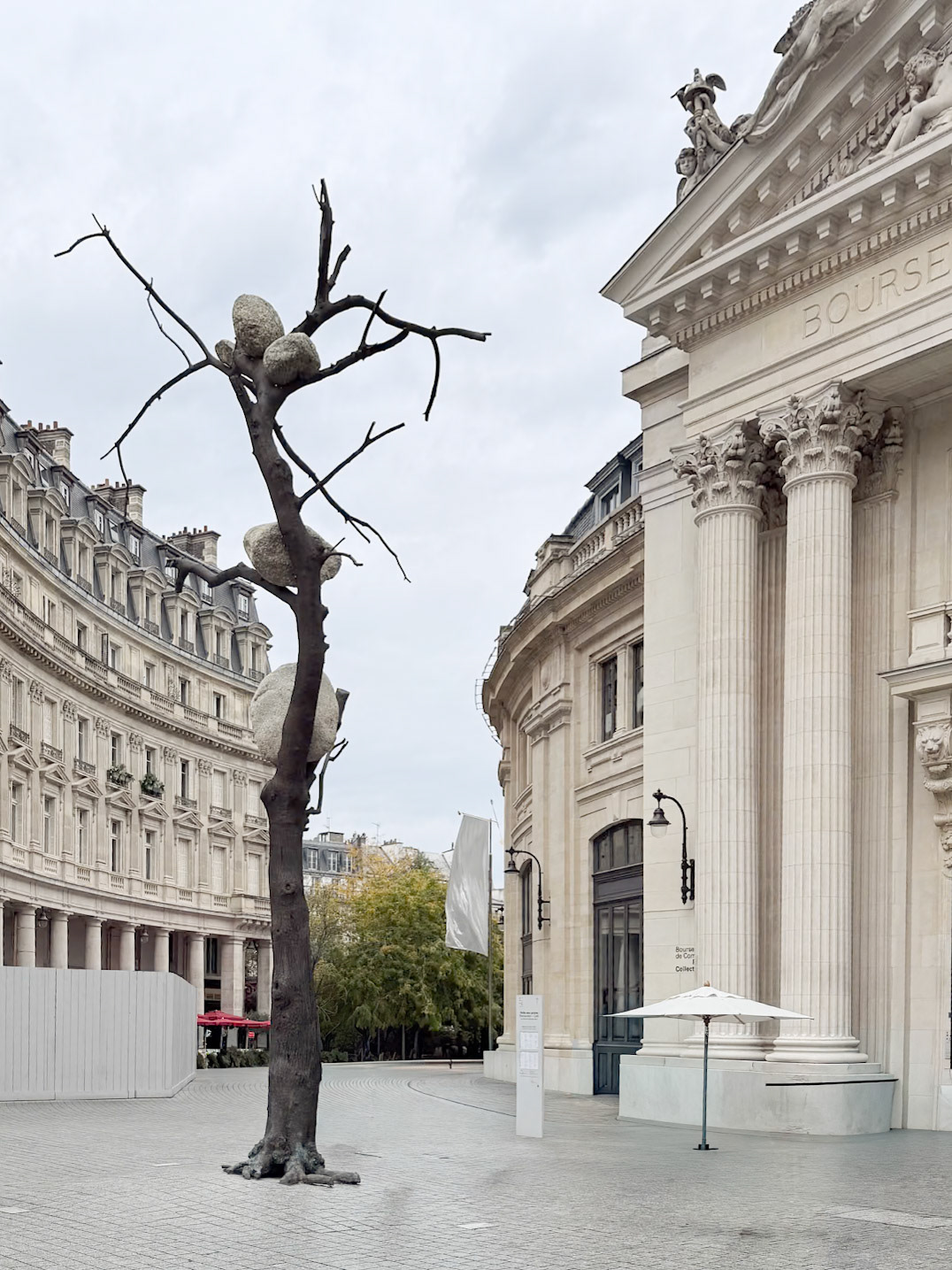 Idee di pietra - 1532 kg di luce by Giuseppe Penone