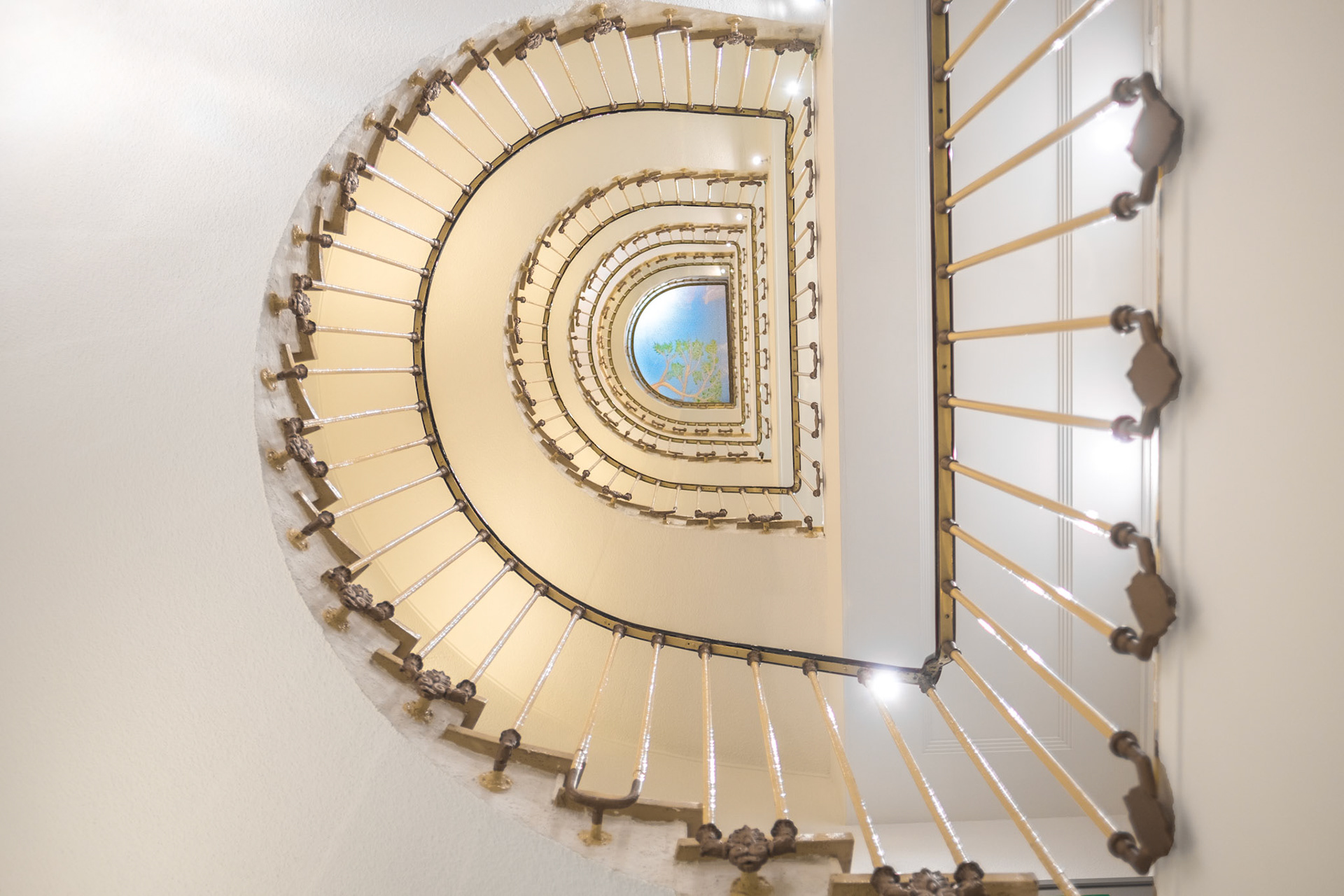Hotel Bristol, Geneva