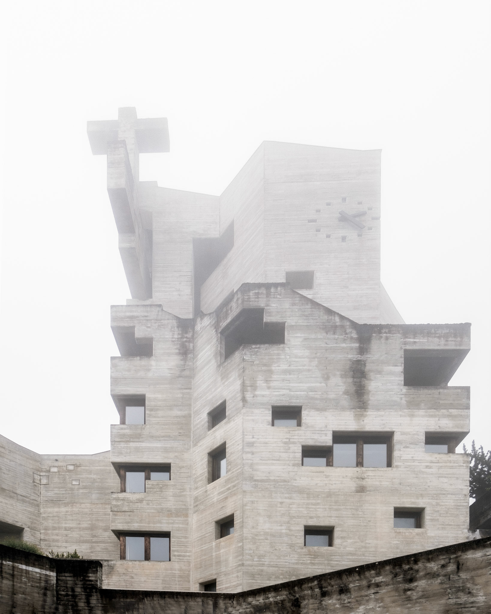 Saint-Nicolas d'Hérémence on a foggy day
