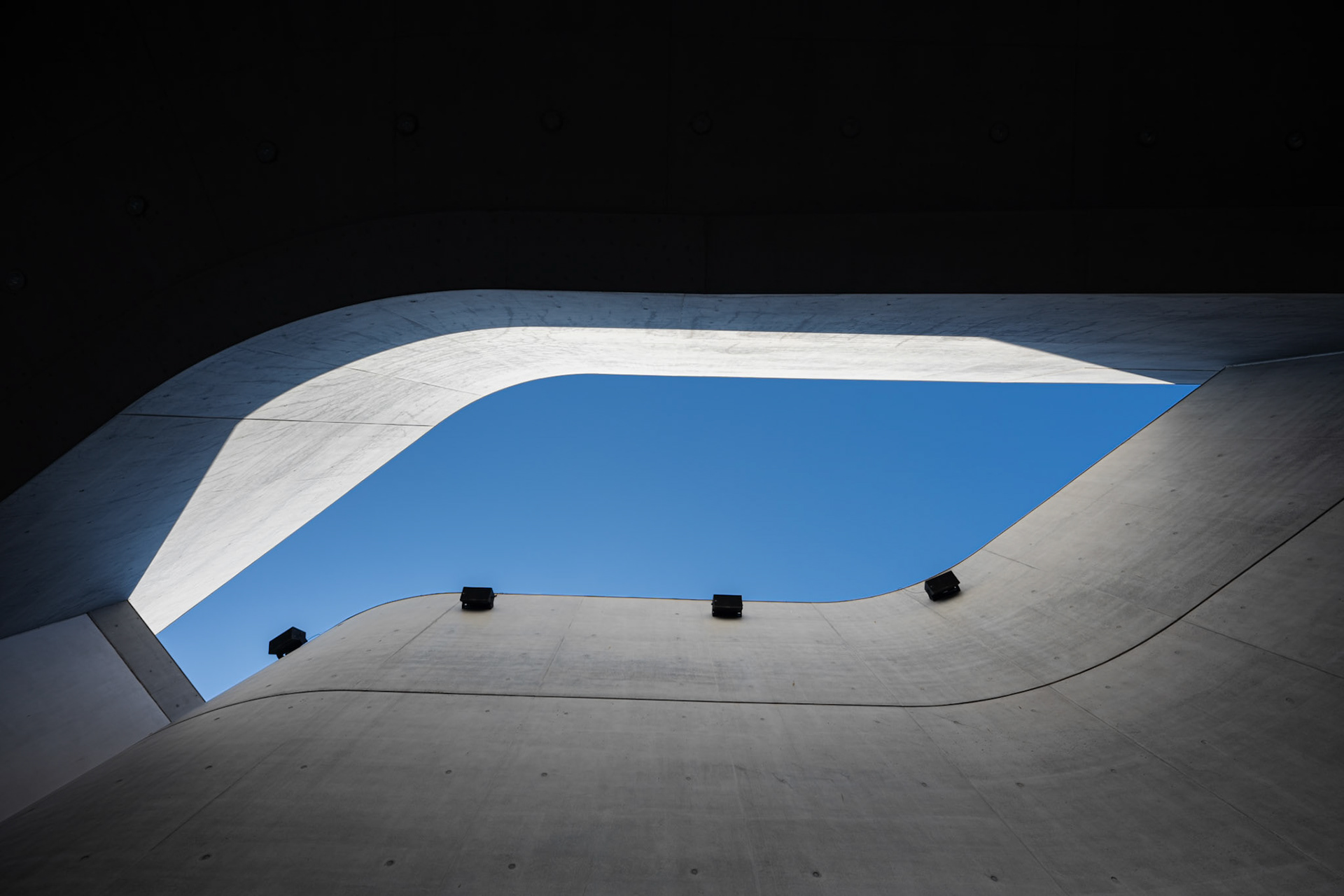 curvilinear forms