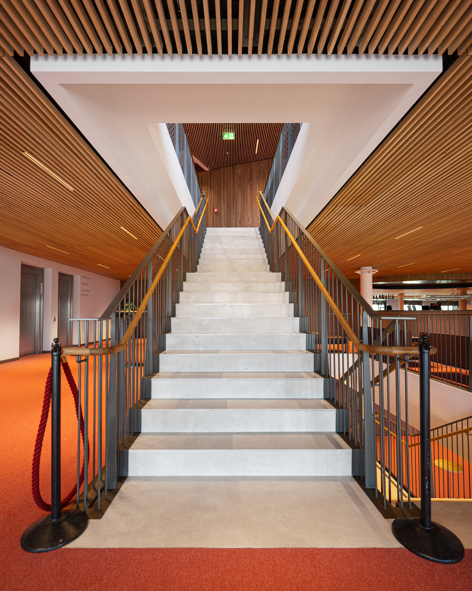 Théâtre de Beaulieu -staircase
