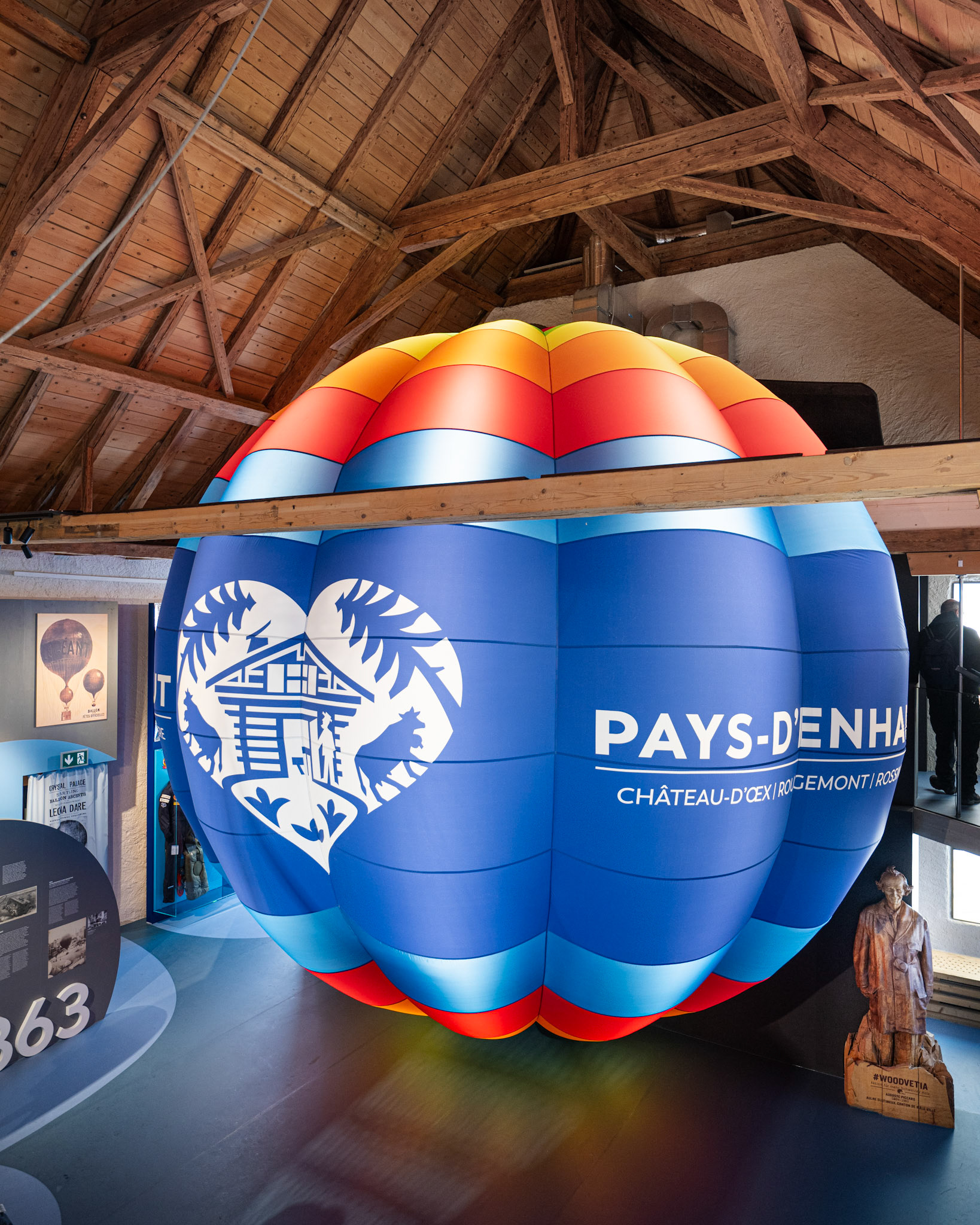 Esapce Ballon - exhibition
