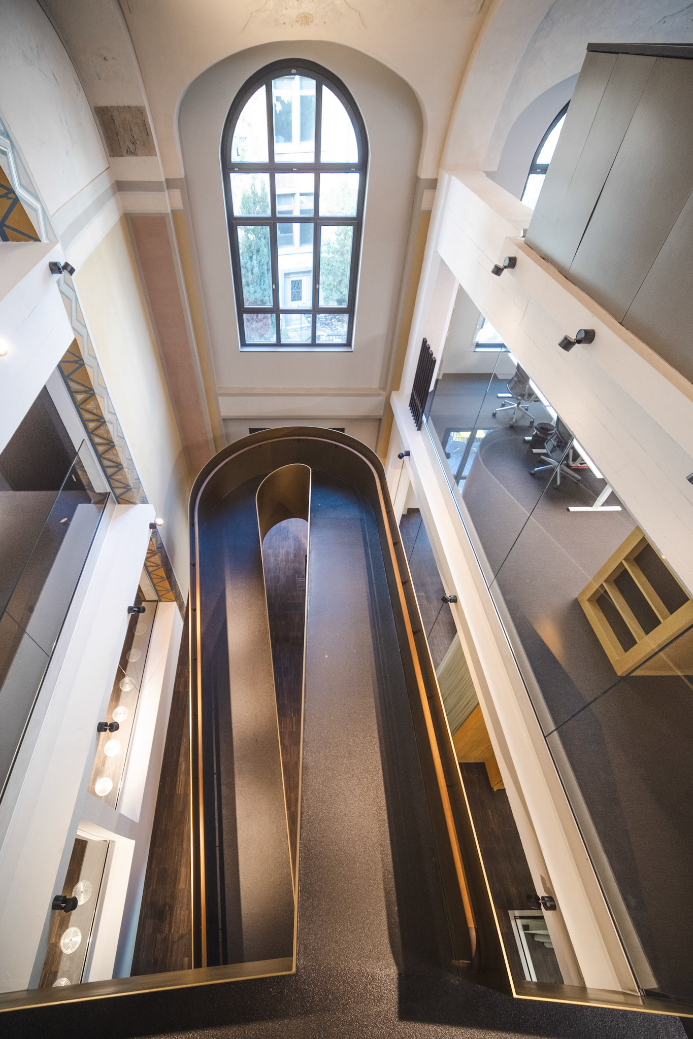 Stadthalle Zürich - staircase