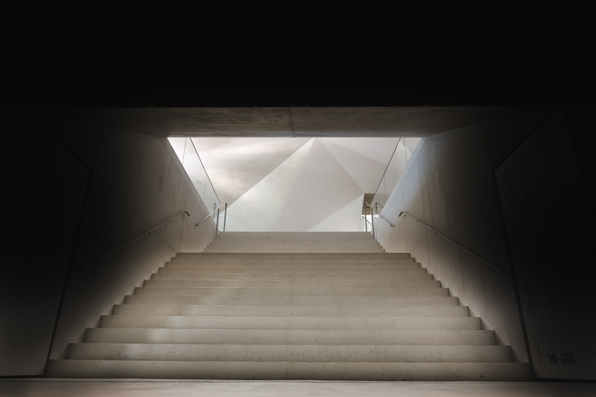 Photo elysée staircase