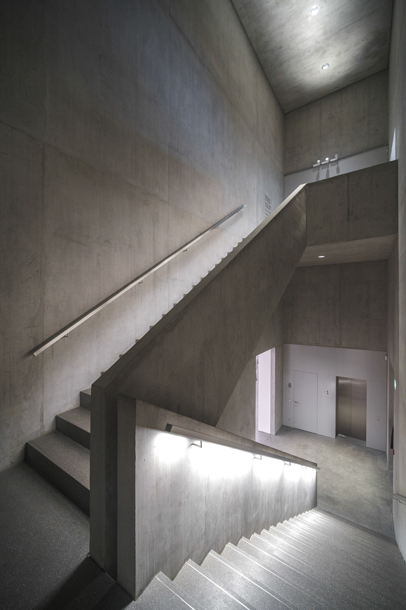 Bündner Kunstmuseum - staircase in the extension by Barozzi/Veiga