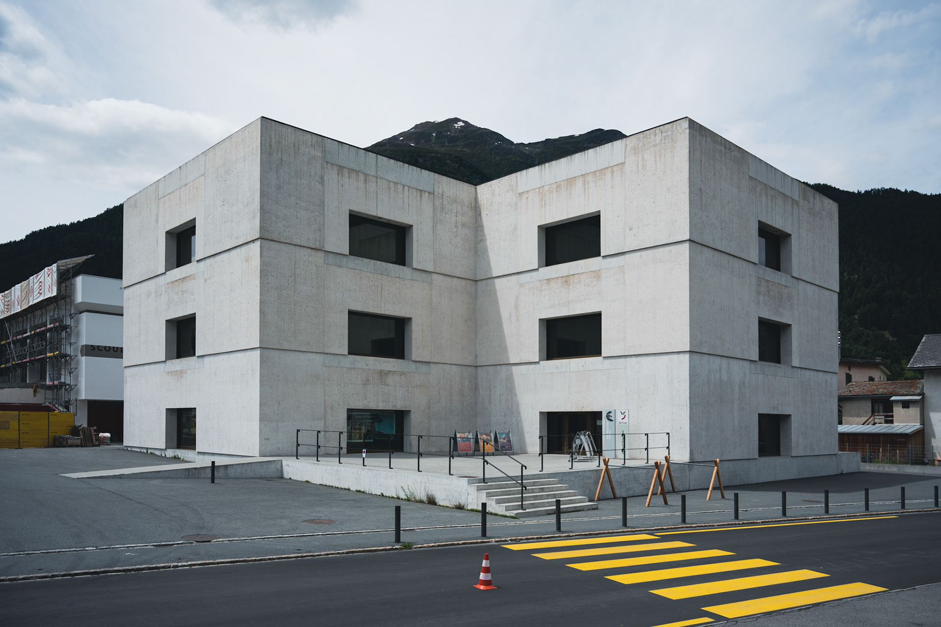 Swiss National Park Visitor Center, Zernez - exterior