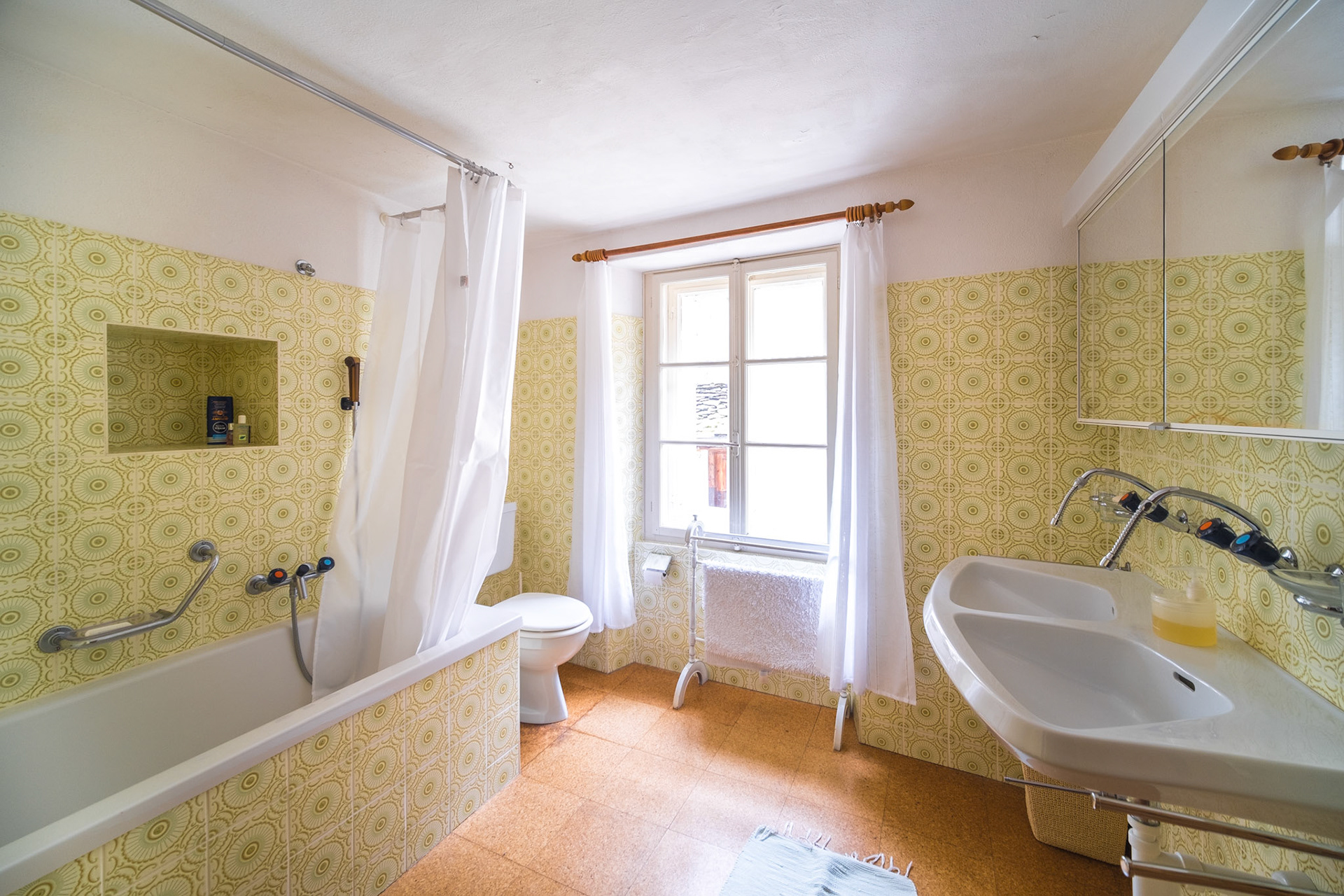 Cäsa Picenoni Cief bathroom