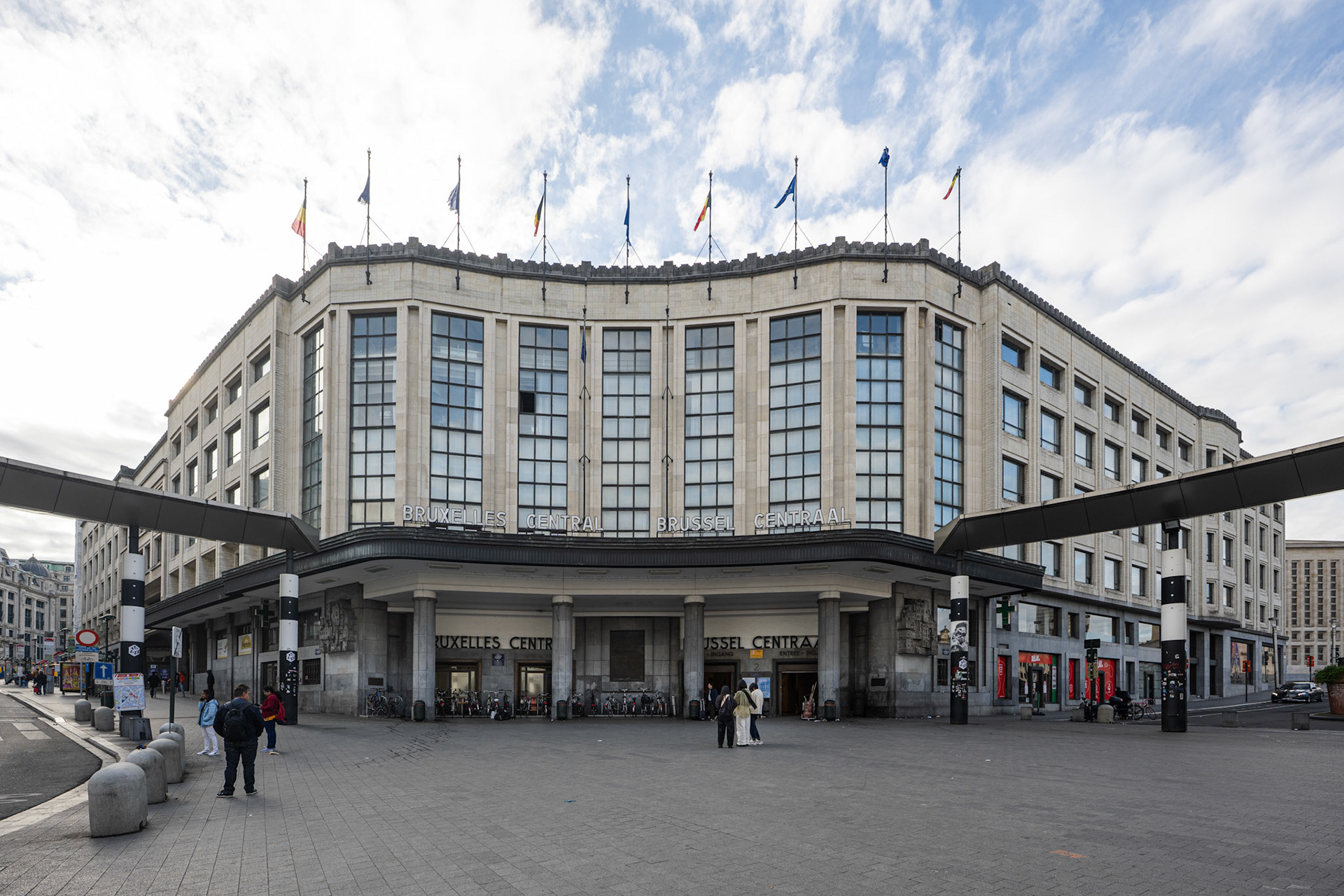 Brussels Central facade and main entrance