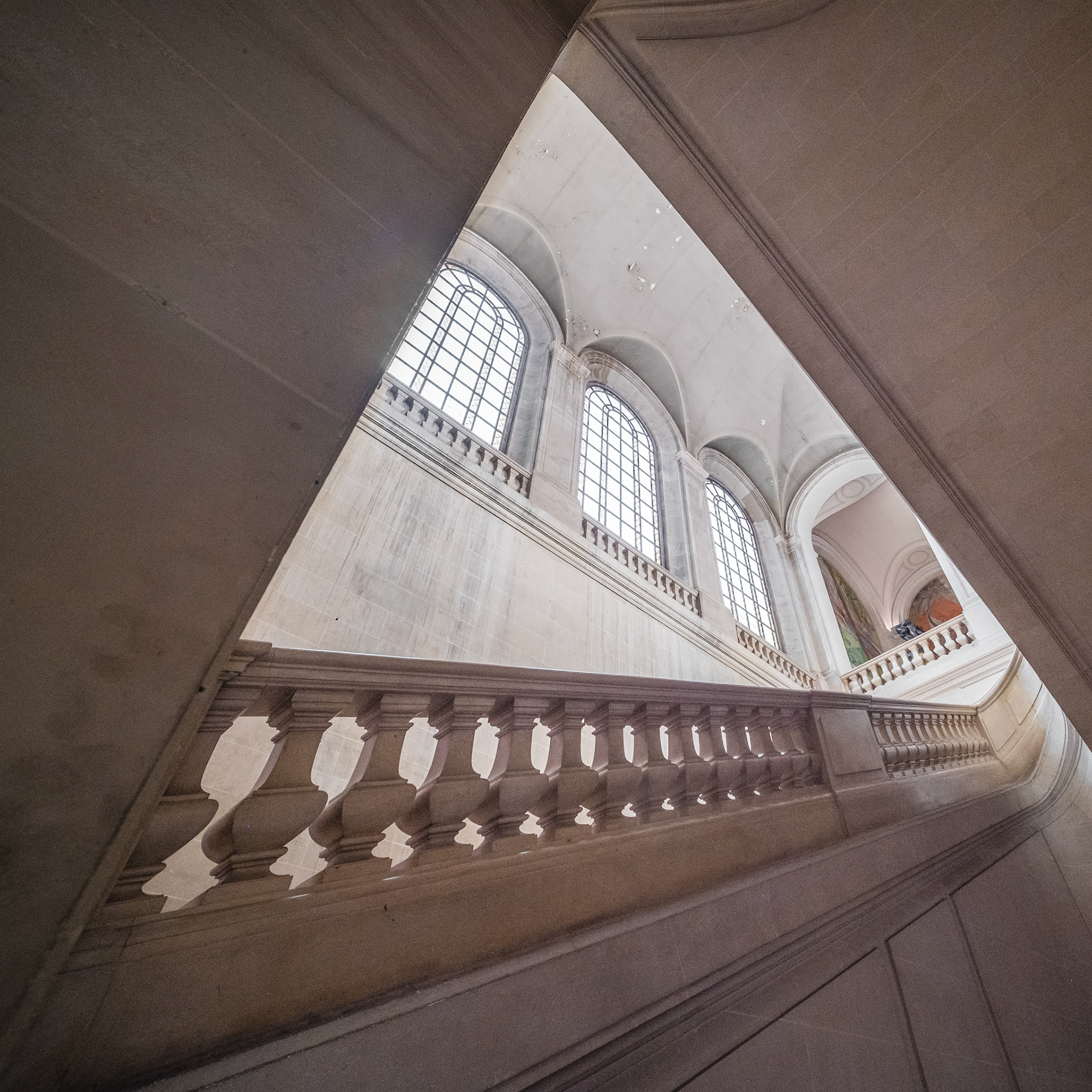 Musée d'Art et d'Histoire, Geneva - main staircase